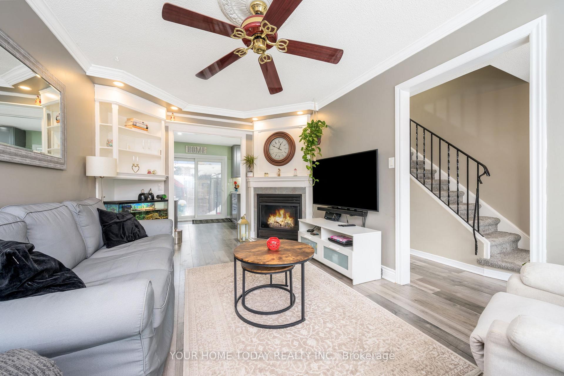 Photo 6 of Unit 16, 20 Mountainview Road S, Halton Hills, Georgetown — HOMEH