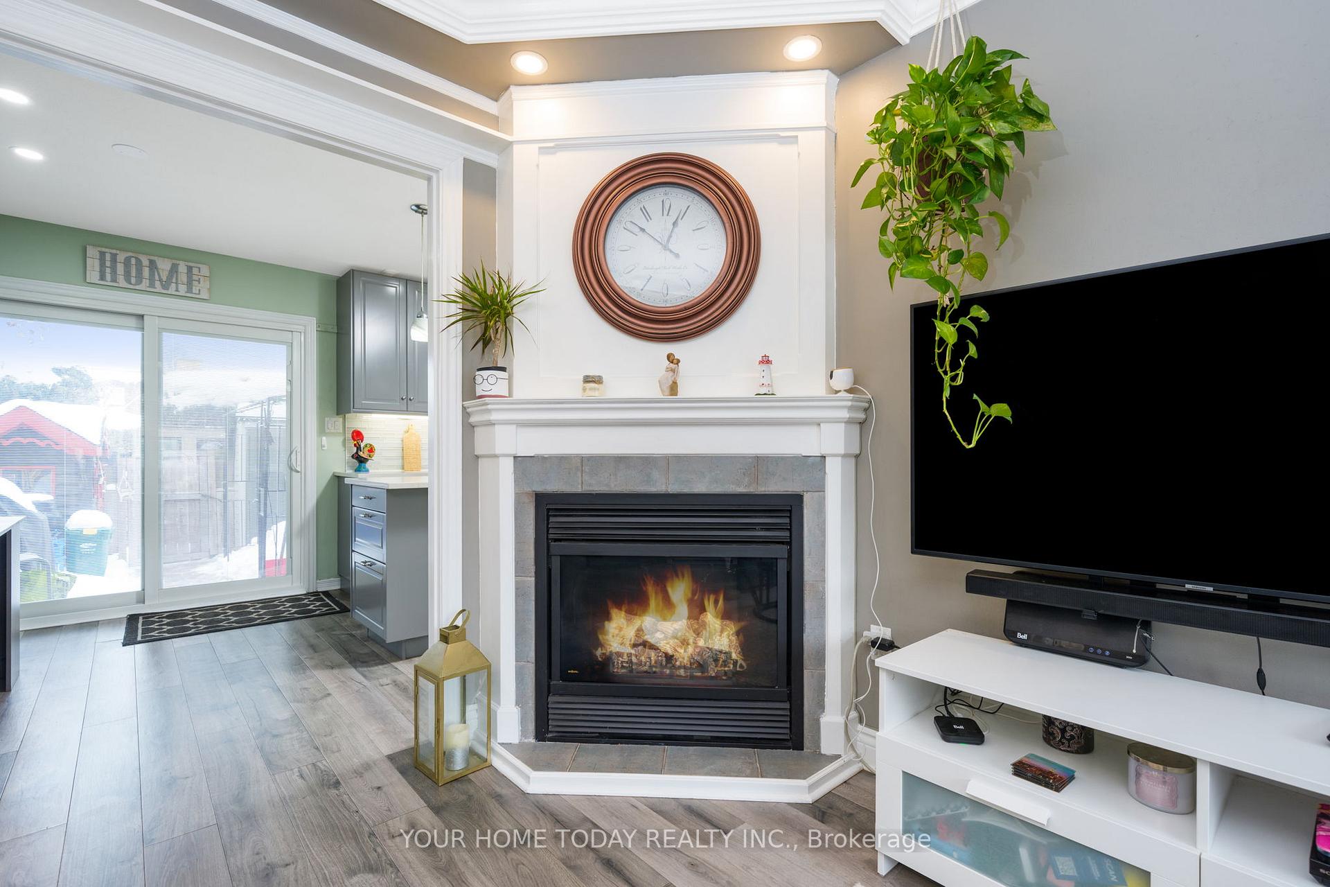 Photo 7 of Unit 16, 20 Mountainview Road S, Halton Hills, Georgetown — HOMEH
