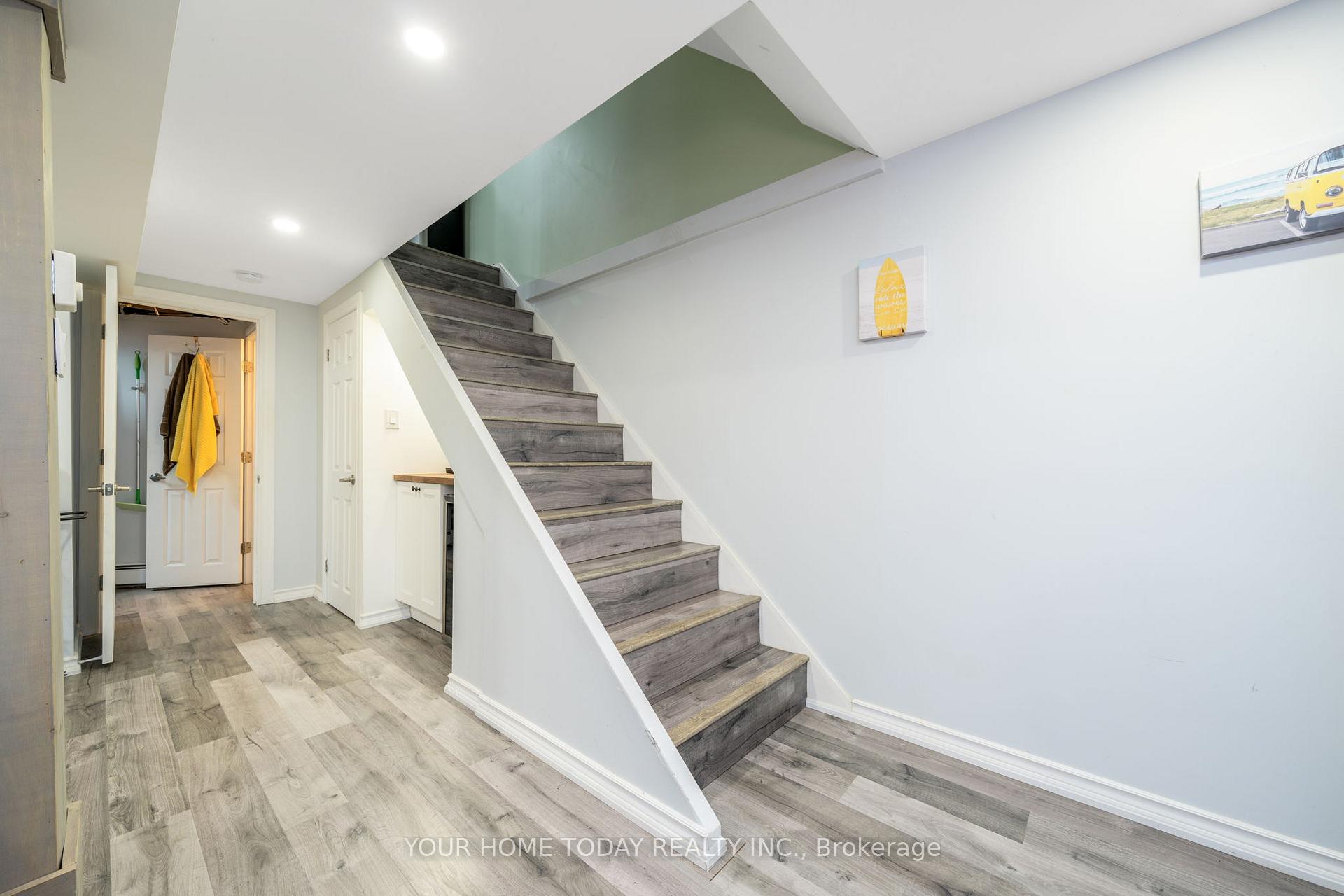 Photo 22 of Unit 16, 20 Mountainview Road S, Halton Hills, Georgetown — HOMEH