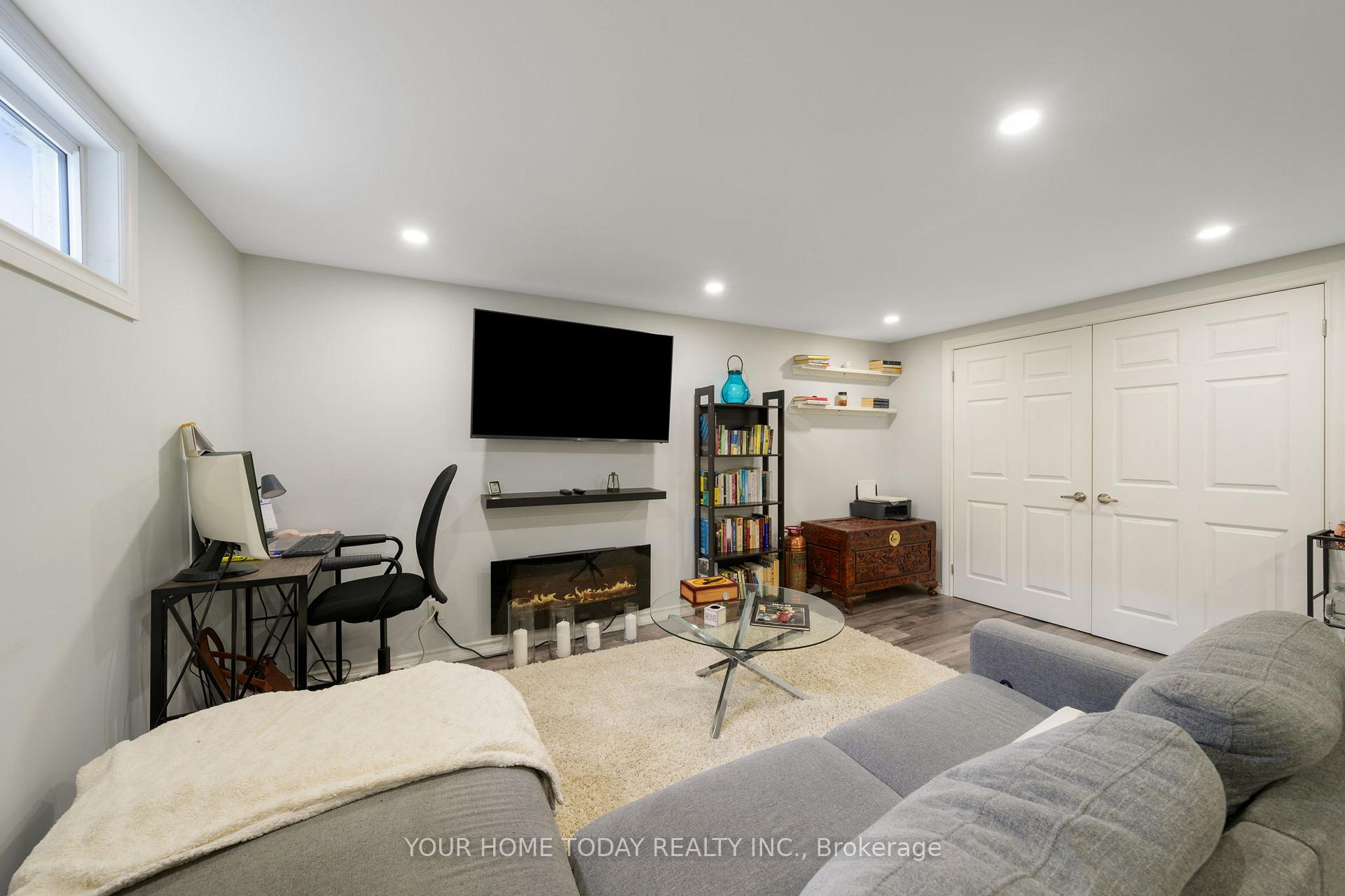 Photo 24 of Unit 16, 20 Mountainview Road S, Halton Hills, Georgetown — HOMEH