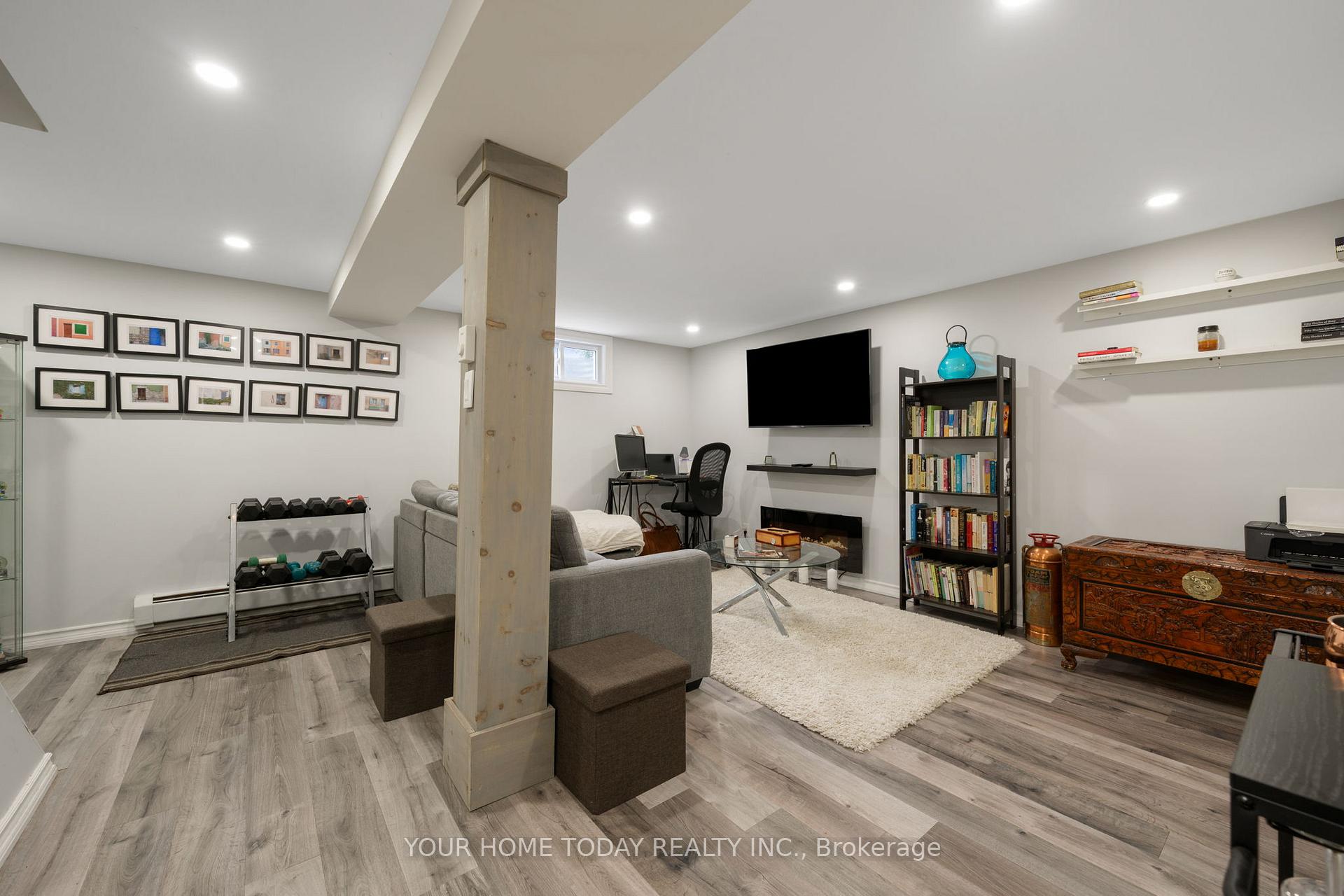 Photo 25 of Unit 16, 20 Mountainview Road S, Halton Hills, Georgetown — HOMEH
