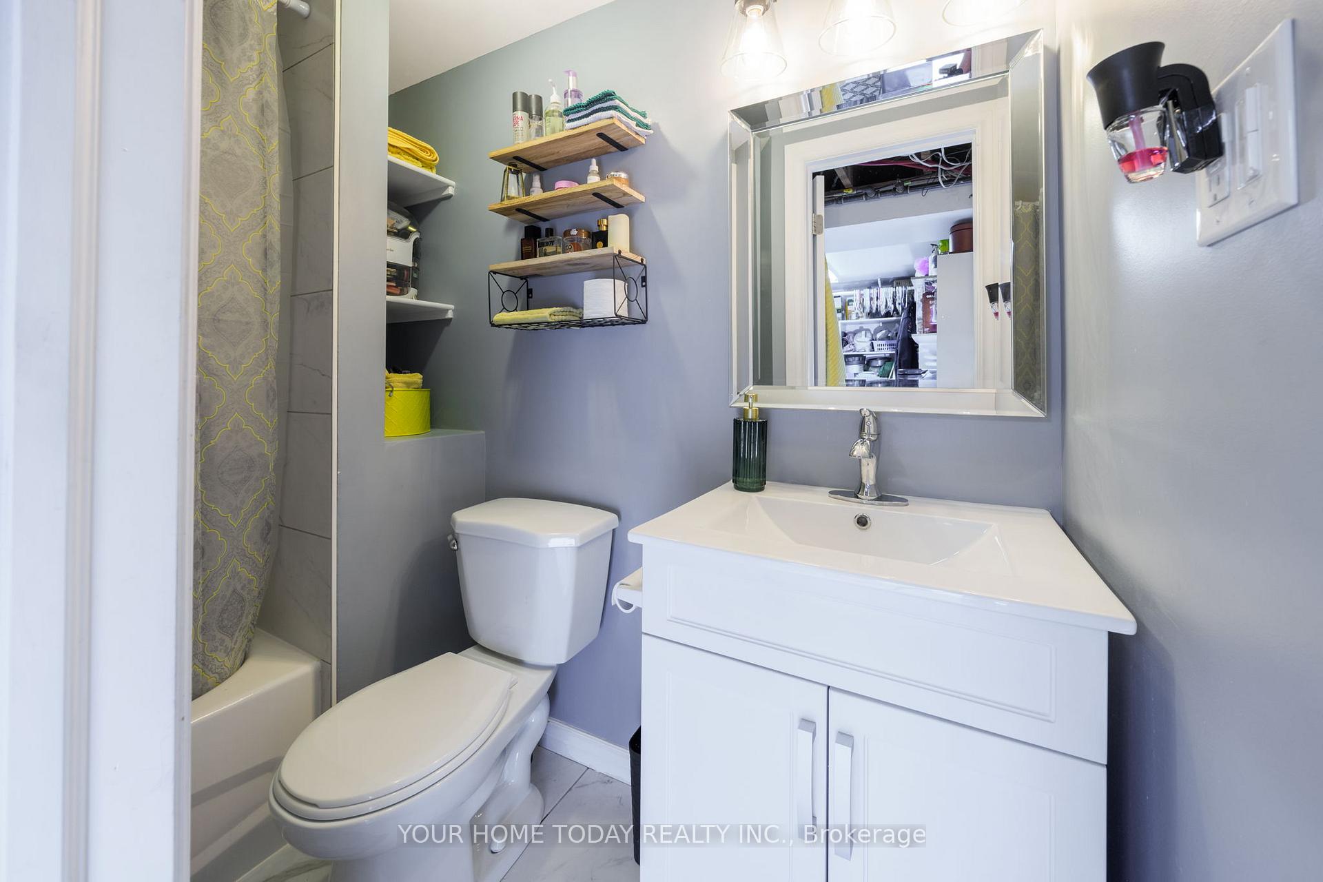 Photo 30 of Unit 16, 20 Mountainview Road S, Halton Hills, Georgetown — HOMEH