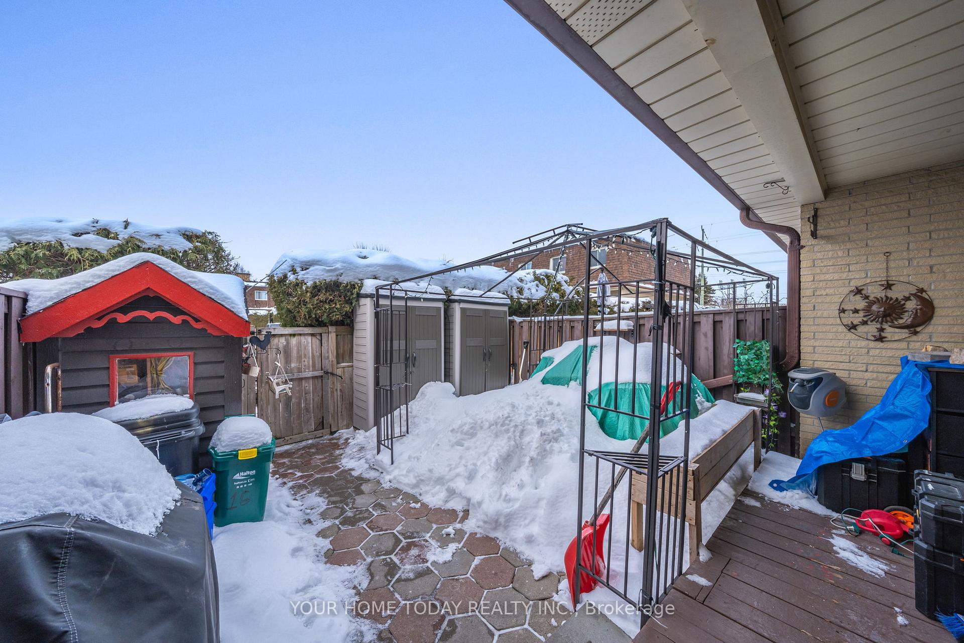 Photo 34 of Unit 16, 20 Mountainview Road S, Halton Hills, Georgetown — HOMEH