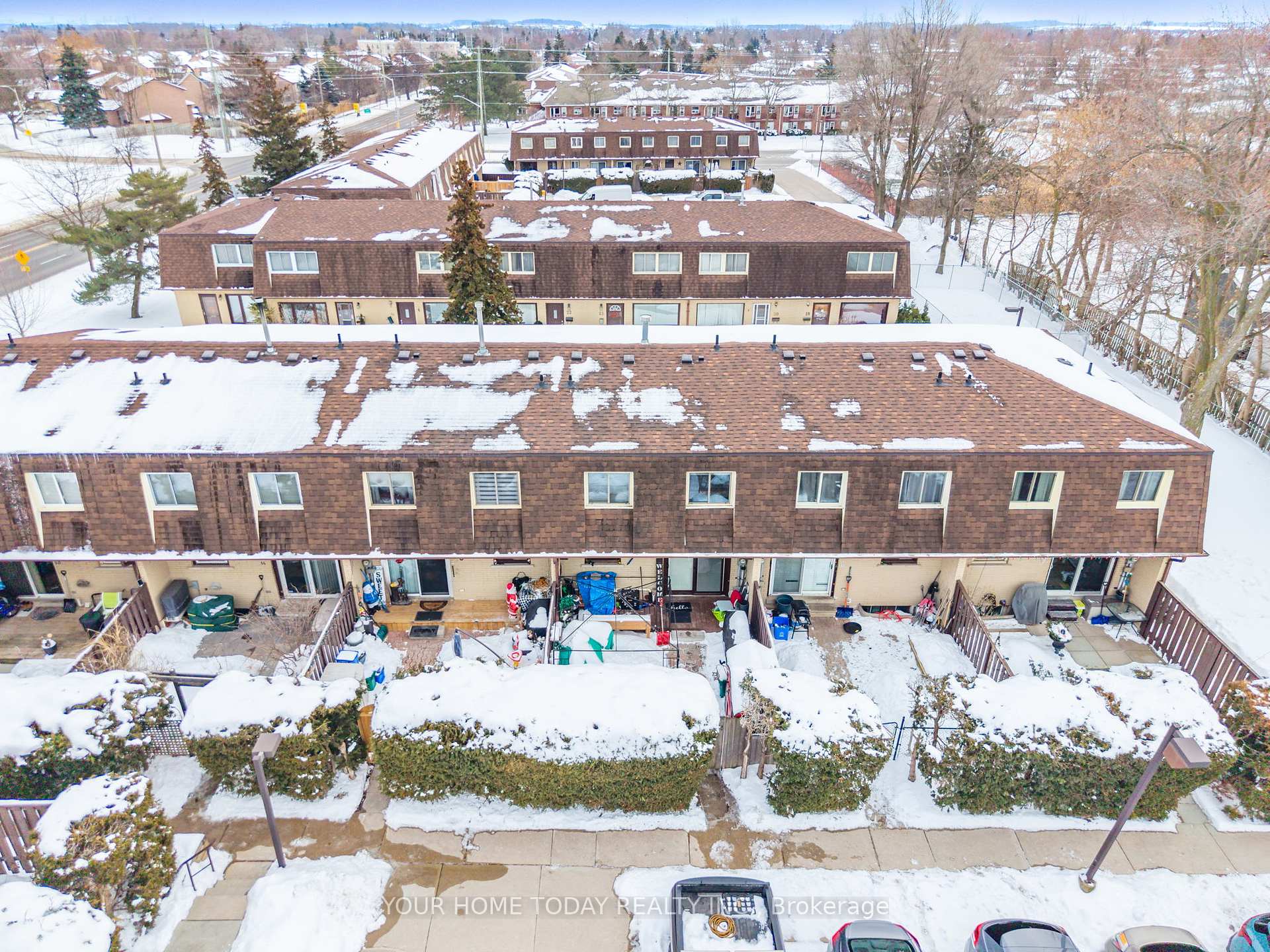 Photo 36 of Unit 16, 20 Mountainview Road S, Halton Hills, Georgetown — HOMEH