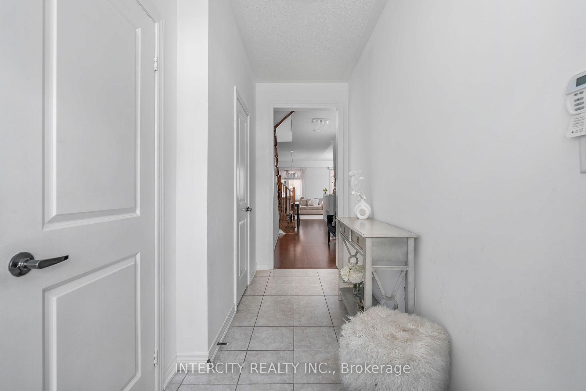 Photo 7 of 59 Morra Avenue, Caledon, Bolton East — HOMEH