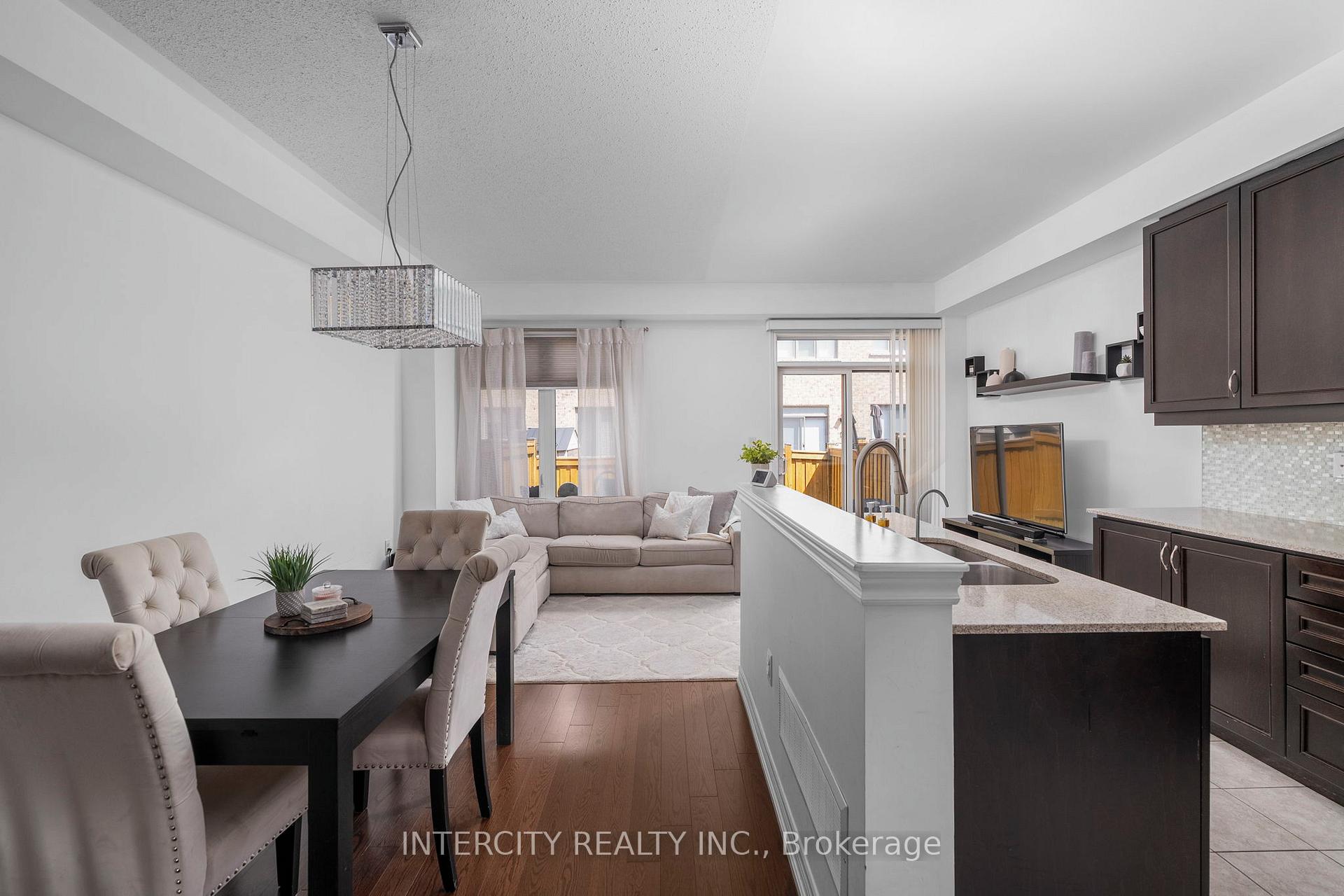 Photo 10 of 59 Morra Avenue, Caledon, Bolton East — HOMEH