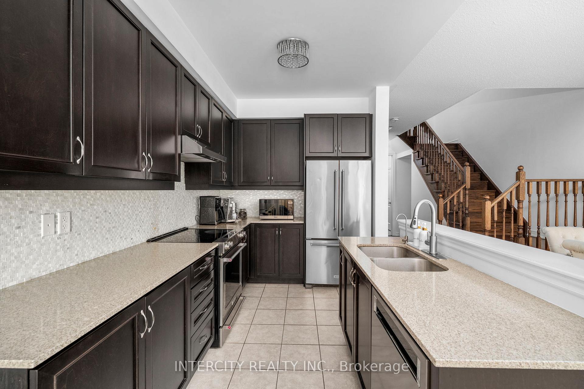 Photo 14 of 59 Morra Avenue, Caledon, Bolton East — HOMEH