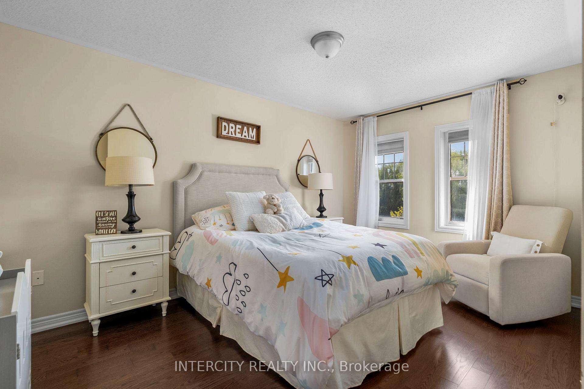 Photo 32 of 59 Morra Avenue, Caledon, Bolton East — HOMEH