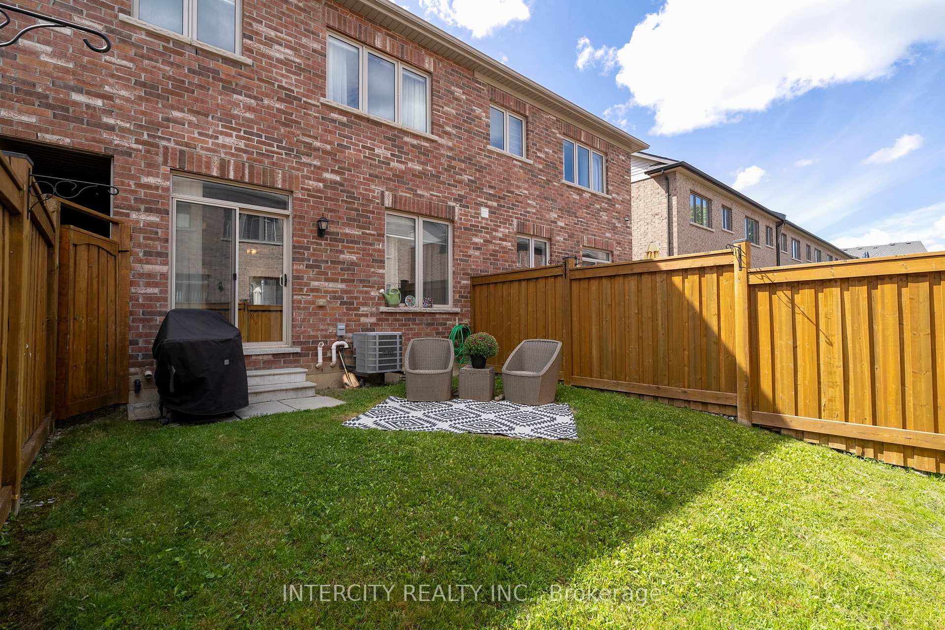 Photo 41 of 59 Morra Avenue, Caledon, Bolton East — HOMEH