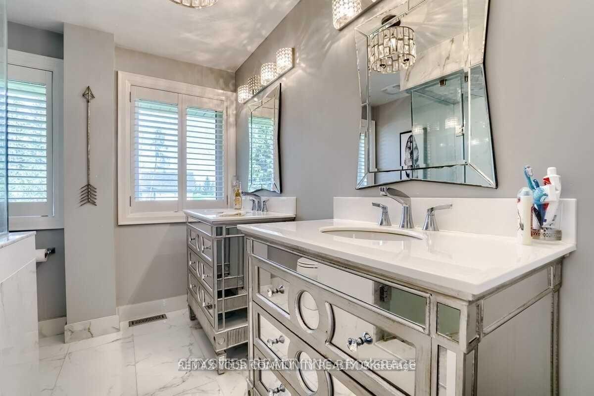 Photo 10 of 5890 15th Side Road, King, Schomberg — HOMEH