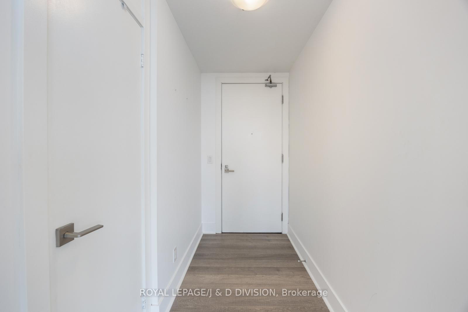 Photo 5 of Unit 2702, 32 Davenport Road, Toronto, The Annex — HOMEH