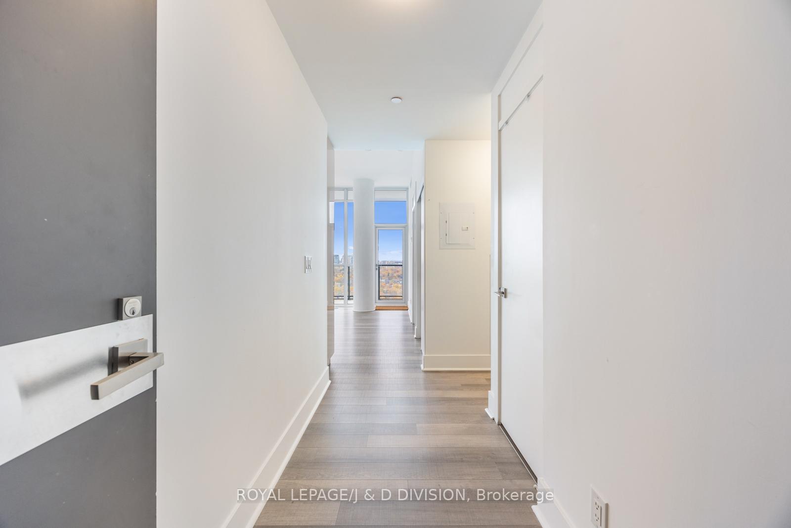 Photo 6 of Unit 2702, 32 Davenport Road, Toronto, The Annex — HOMEH