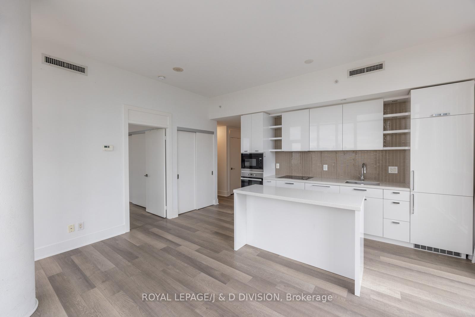 Photo 10 of Unit 2702, 32 Davenport Road, Toronto, The Annex — HOMEH