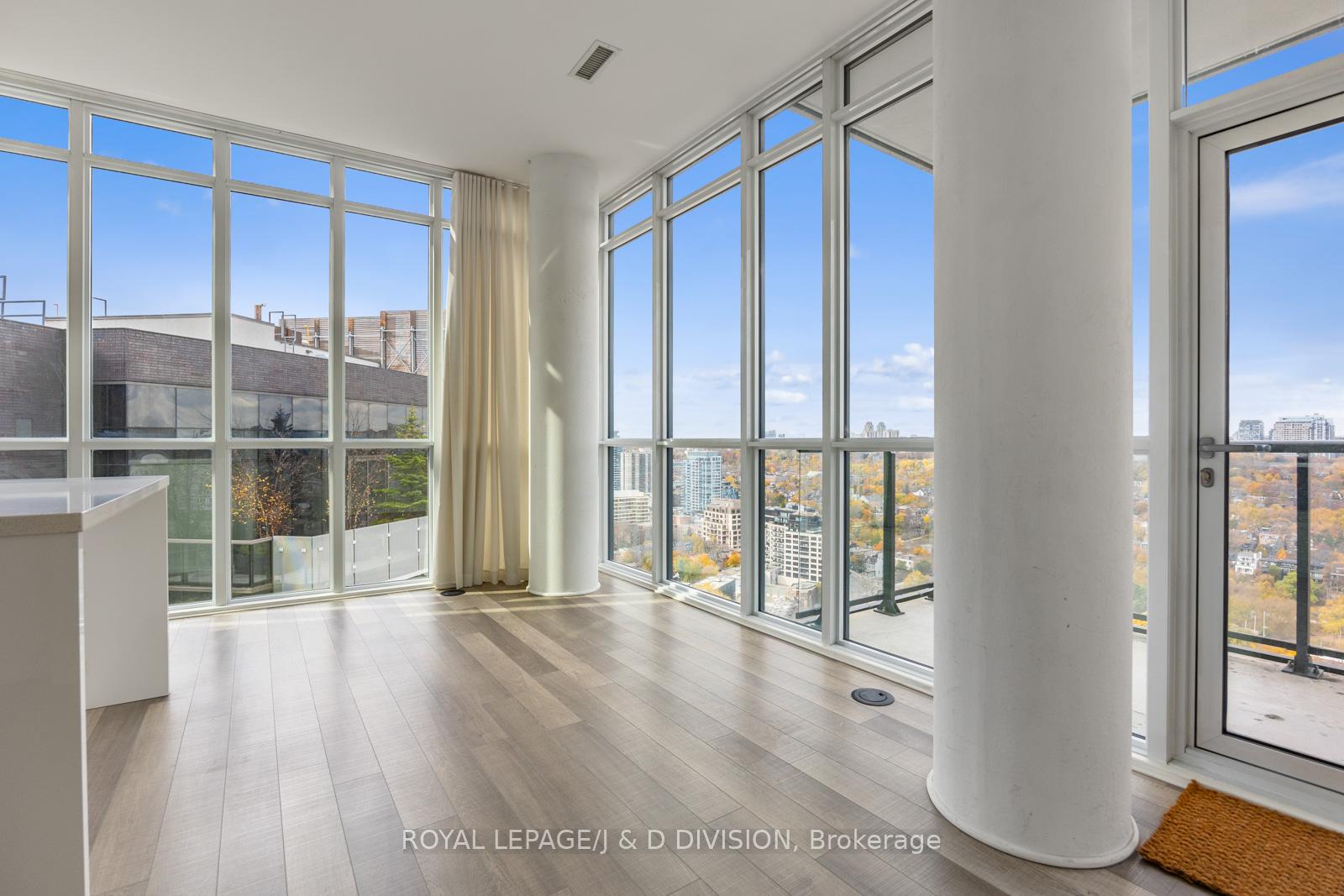Photo 17 of Unit 2702, 32 Davenport Road, Toronto, The Annex — HOMEH