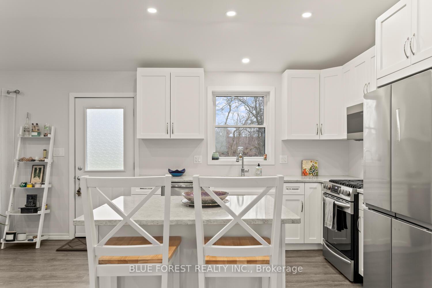 Photo 6 of 1148 Jane Street, West Elgin, West Lorne — HOMEH