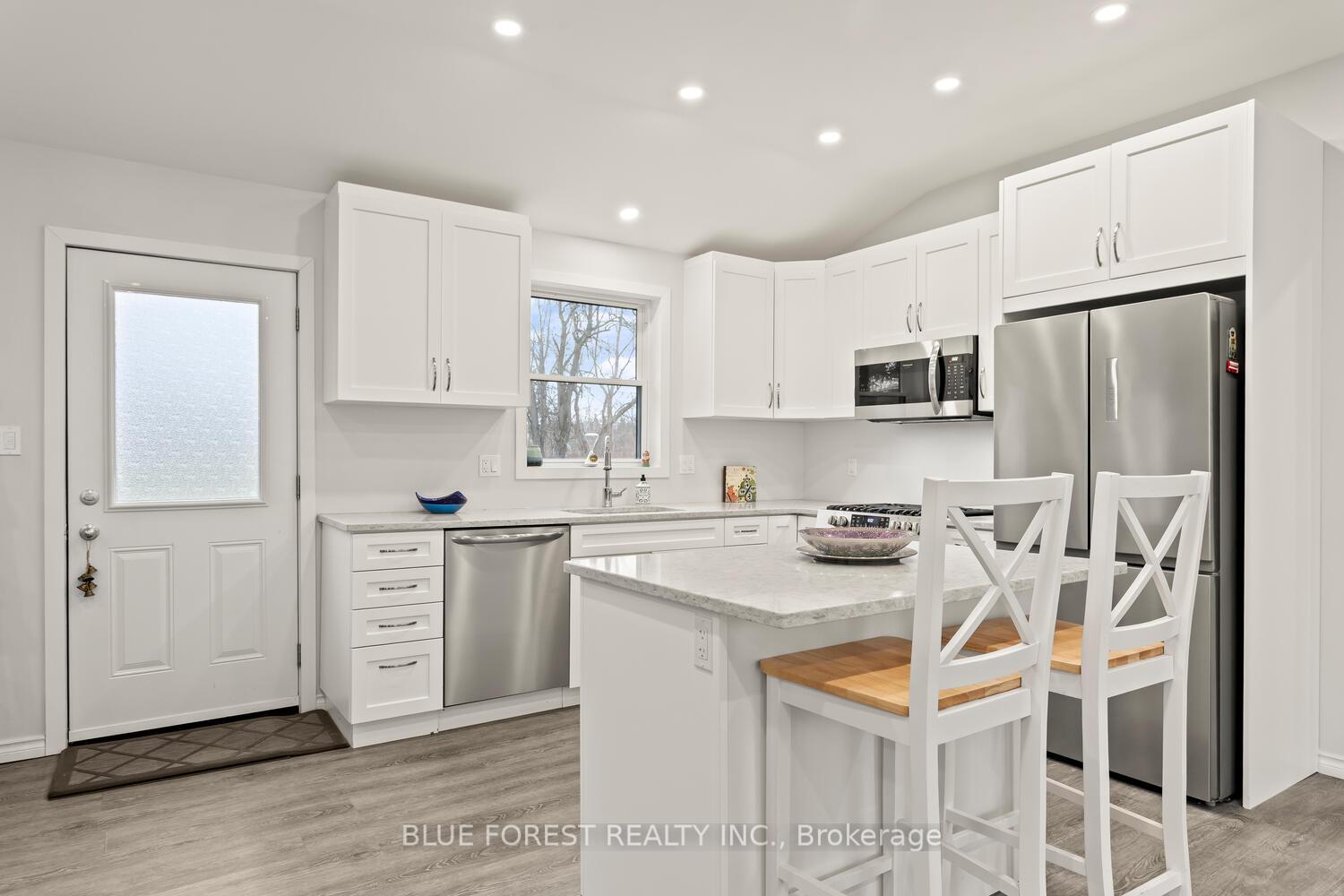 Photo 9 of 1148 Jane Street, West Elgin, West Lorne — HOMEH
