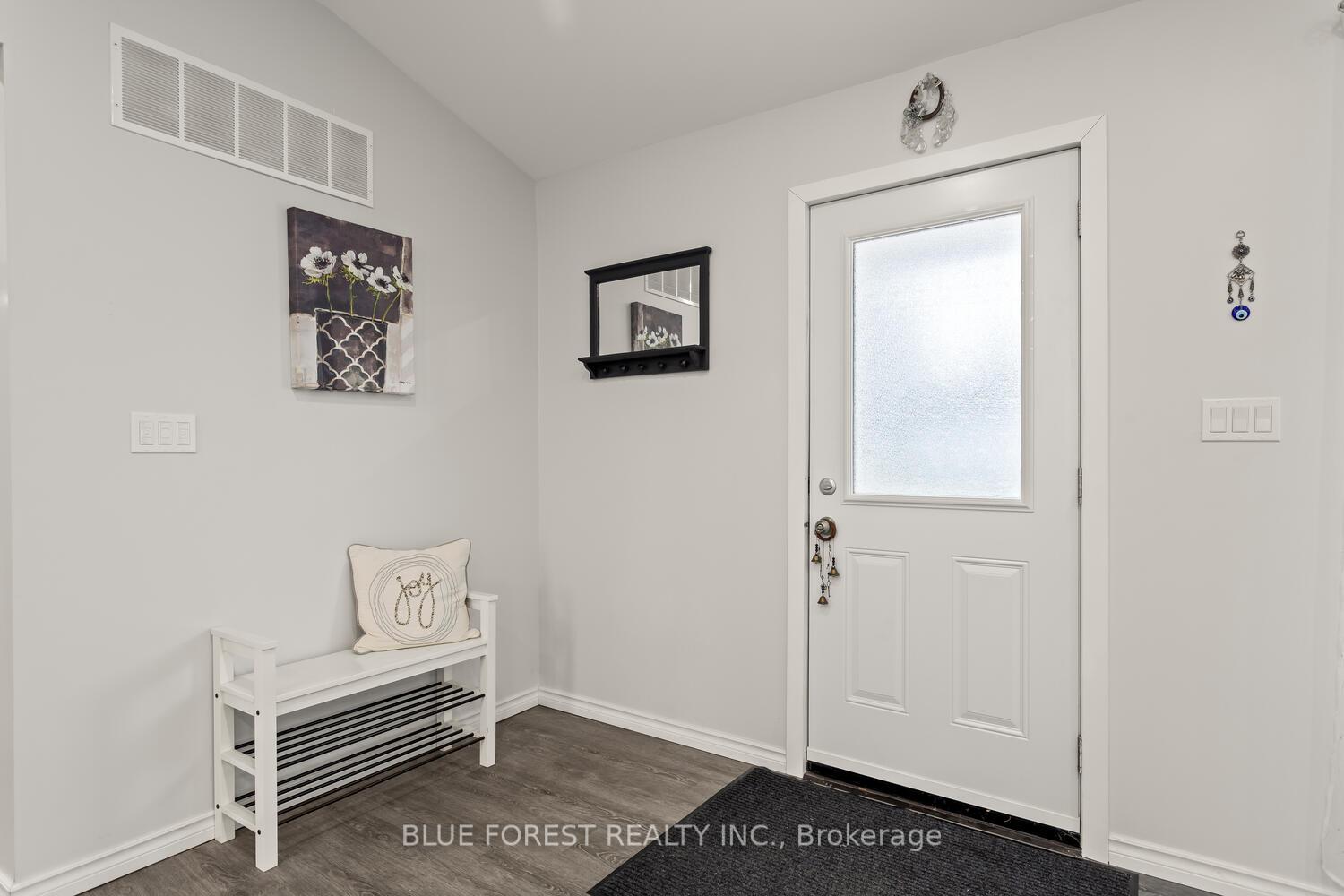 Photo 10 of 1148 Jane Street, West Elgin, West Lorne — HOMEH