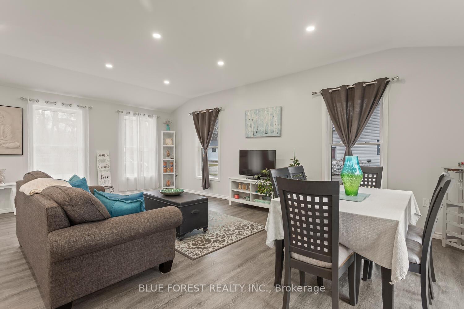 Photo 16 of 1148 Jane Street, West Elgin, West Lorne — HOMEH