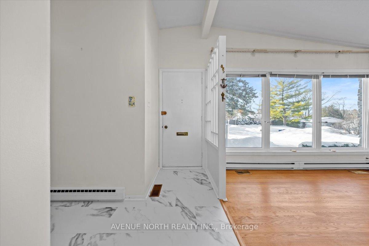 Photo 3 of 24 Parkmount Crescent, Ottawa, Sheahan Estates/Trend Village — HOMEH