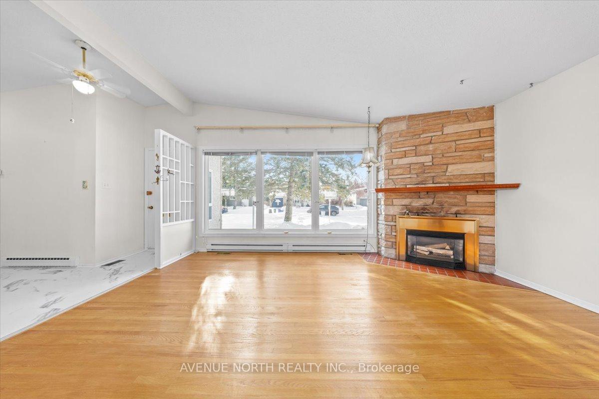 Photo 9 of 24 Parkmount Crescent, Ottawa, Sheahan Estates/Trend Village — HOMEH