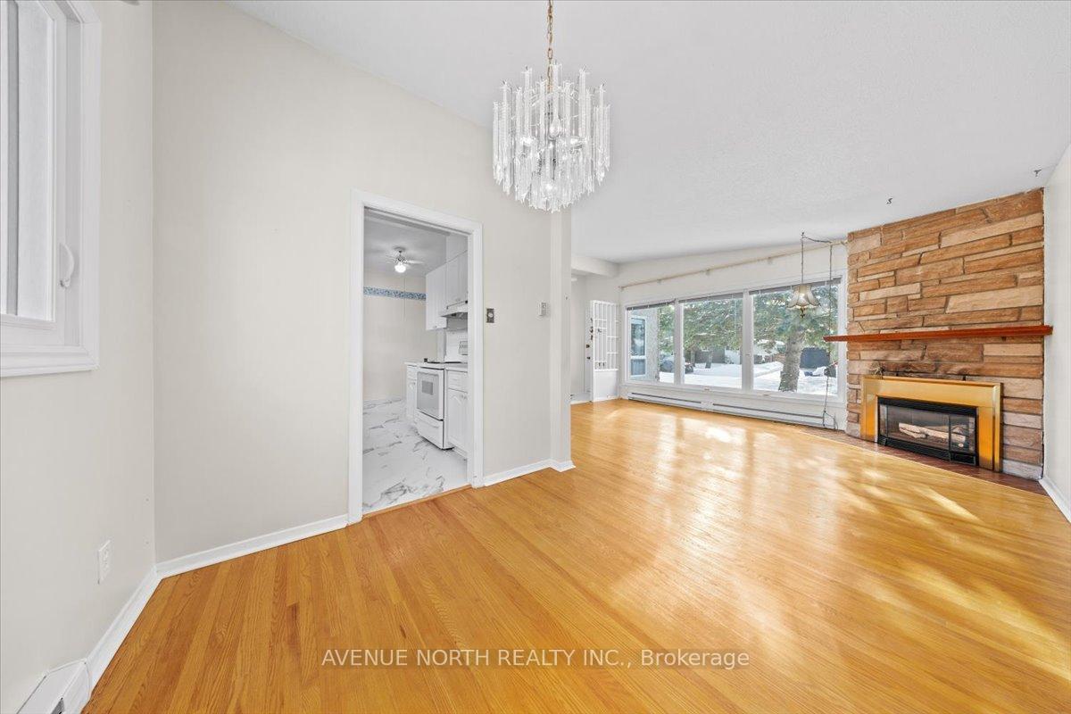 Photo 10 of 24 Parkmount Crescent, Ottawa, Sheahan Estates/Trend Village — HOMEH