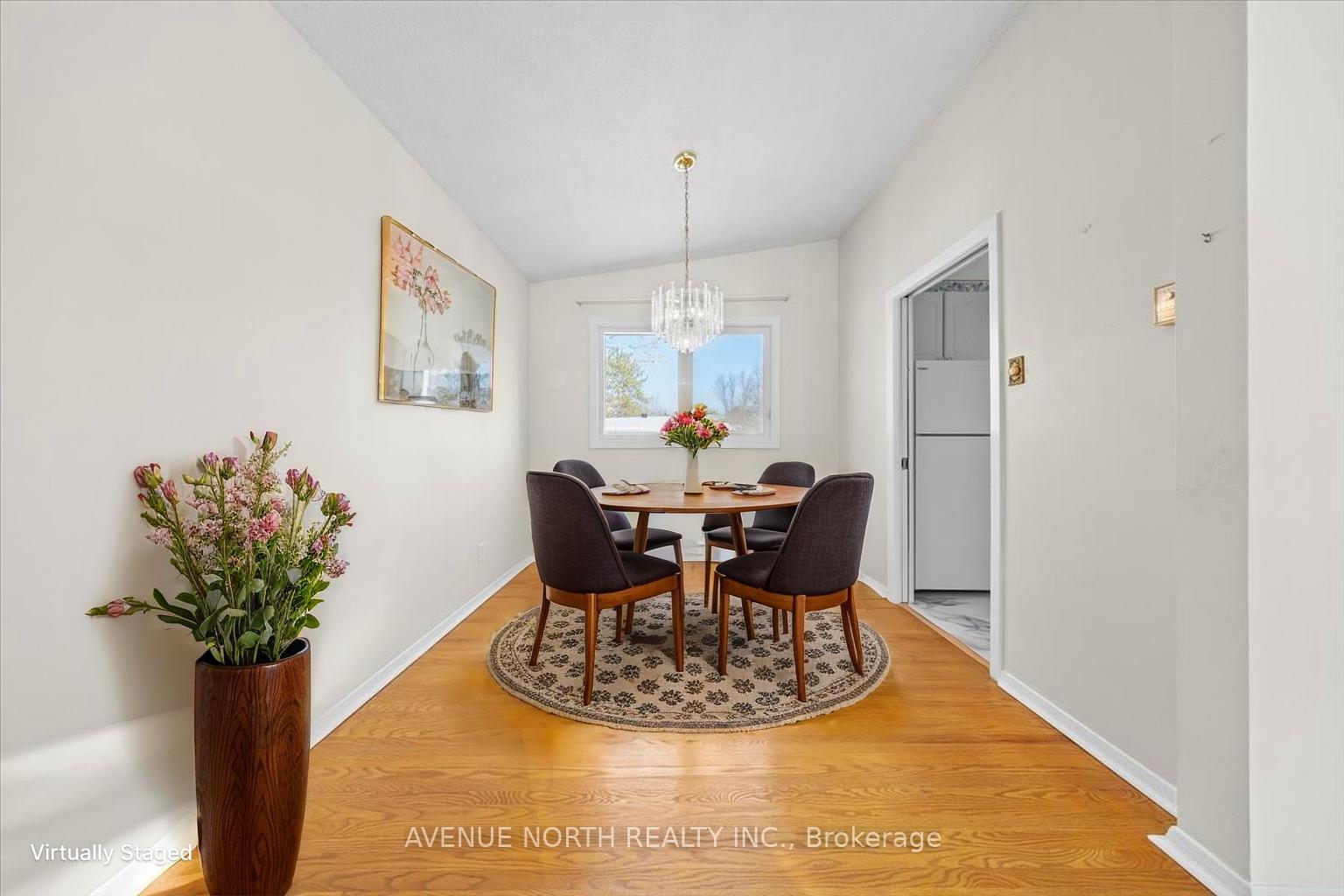 Photo 11 of 24 Parkmount Crescent, Ottawa, Sheahan Estates/Trend Village — HOMEH