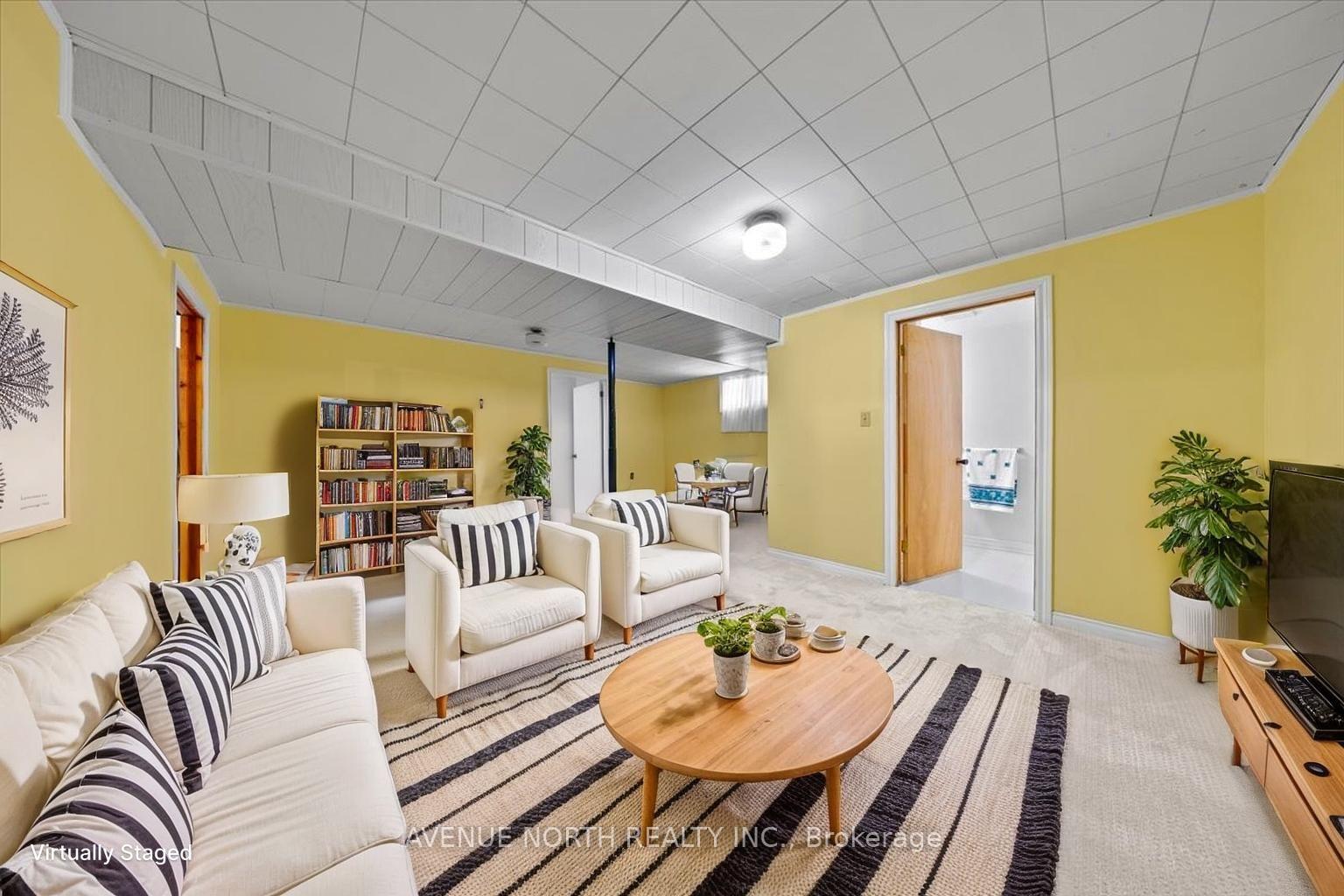 Photo 31 of 24 Parkmount Crescent, Ottawa, Sheahan Estates/Trend Village — HOMEH