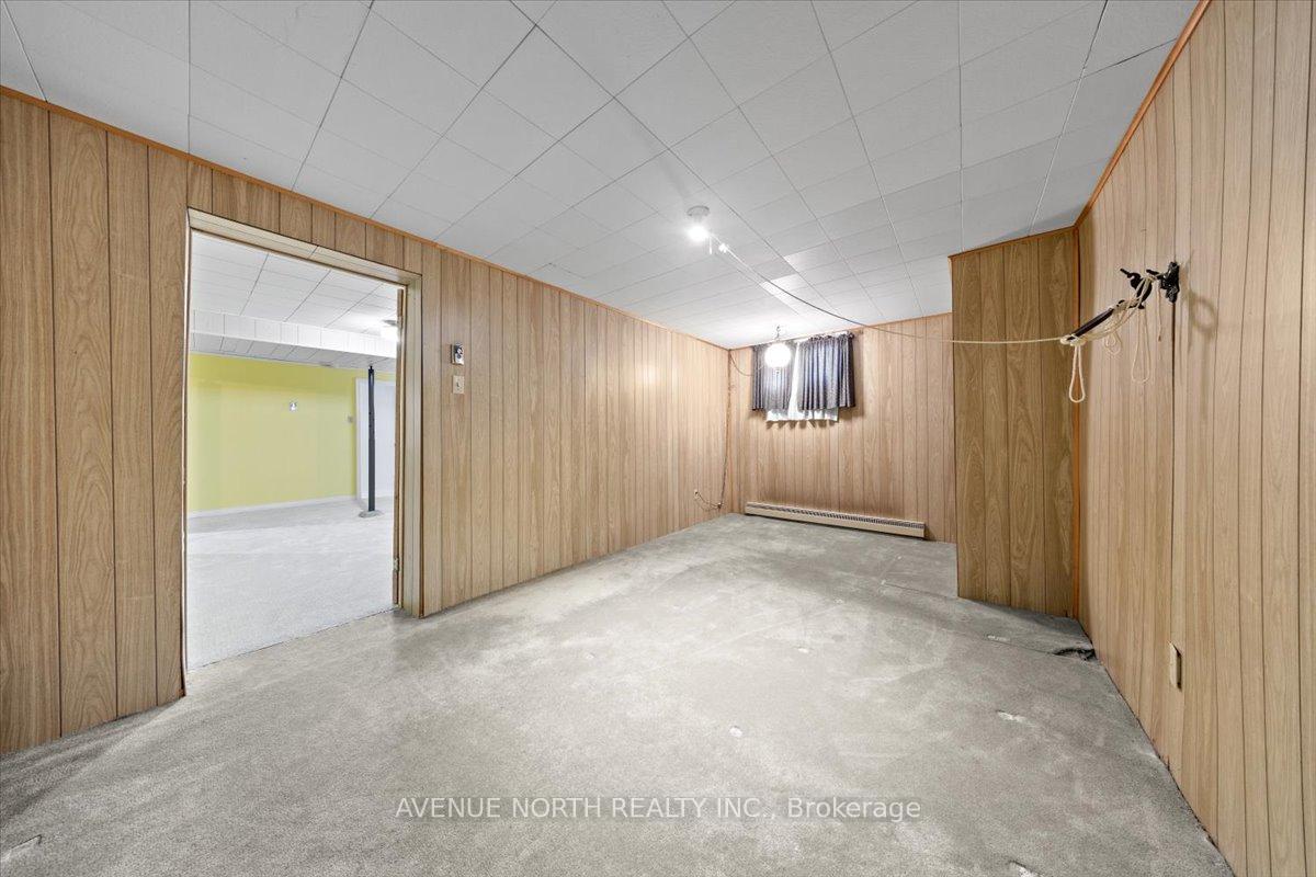 Photo 36 of 24 Parkmount Crescent, Ottawa, Sheahan Estates/Trend Village — HOMEH