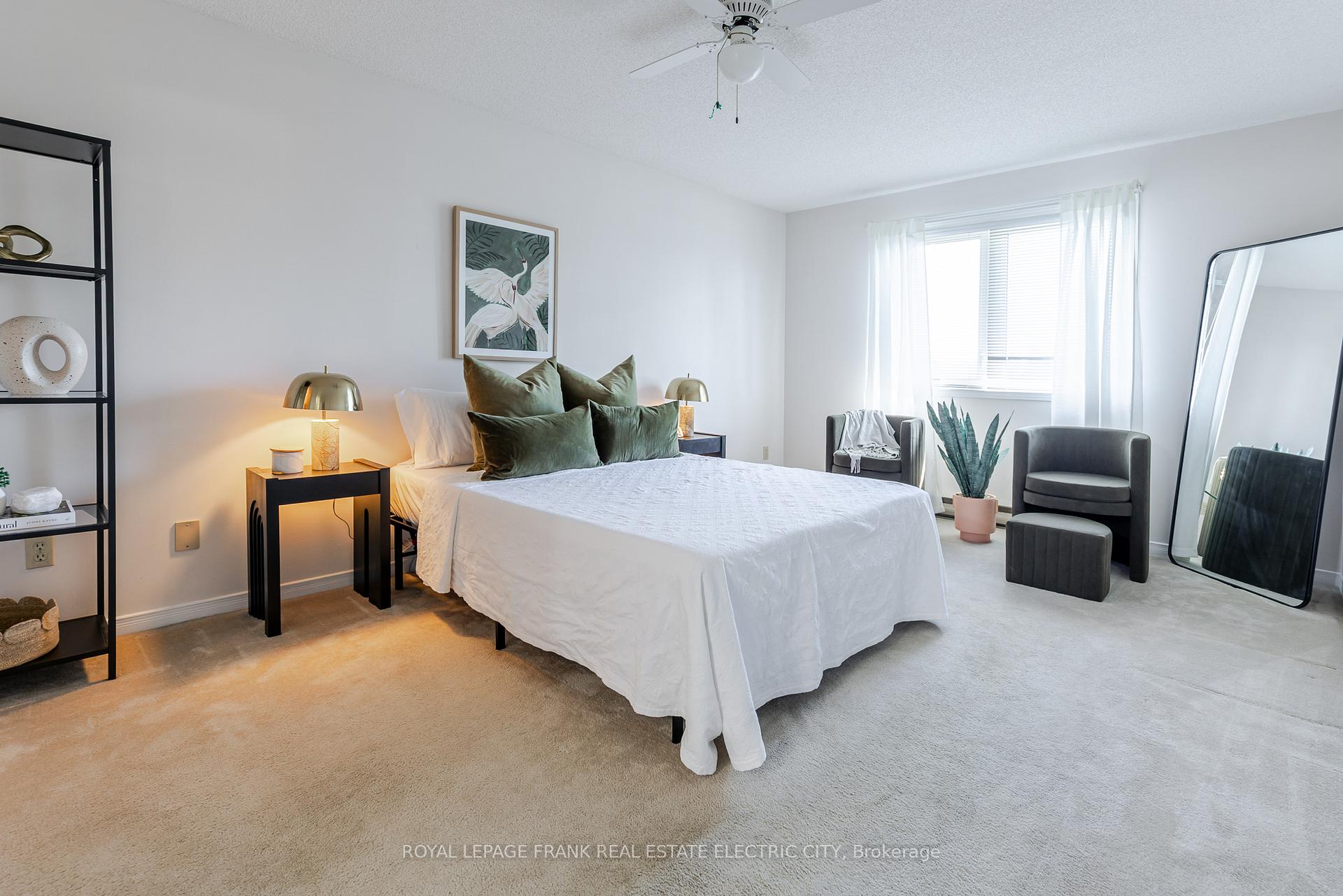 Photo 28 of Unit 30, 36 Champlain Crescent, Peterborough, Northcrest Ward 5 — HOMEH