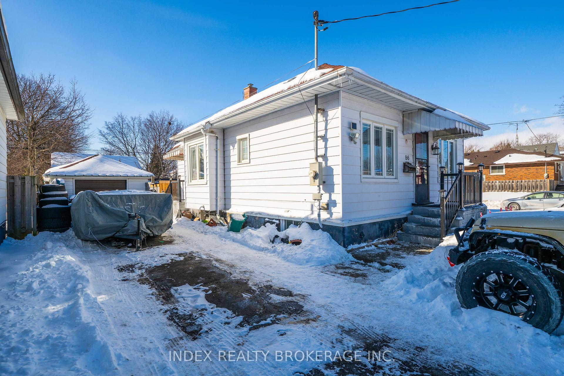 Photo 3 of 86 Gibbons Street, Oshawa, McLaughlin — HOMEH