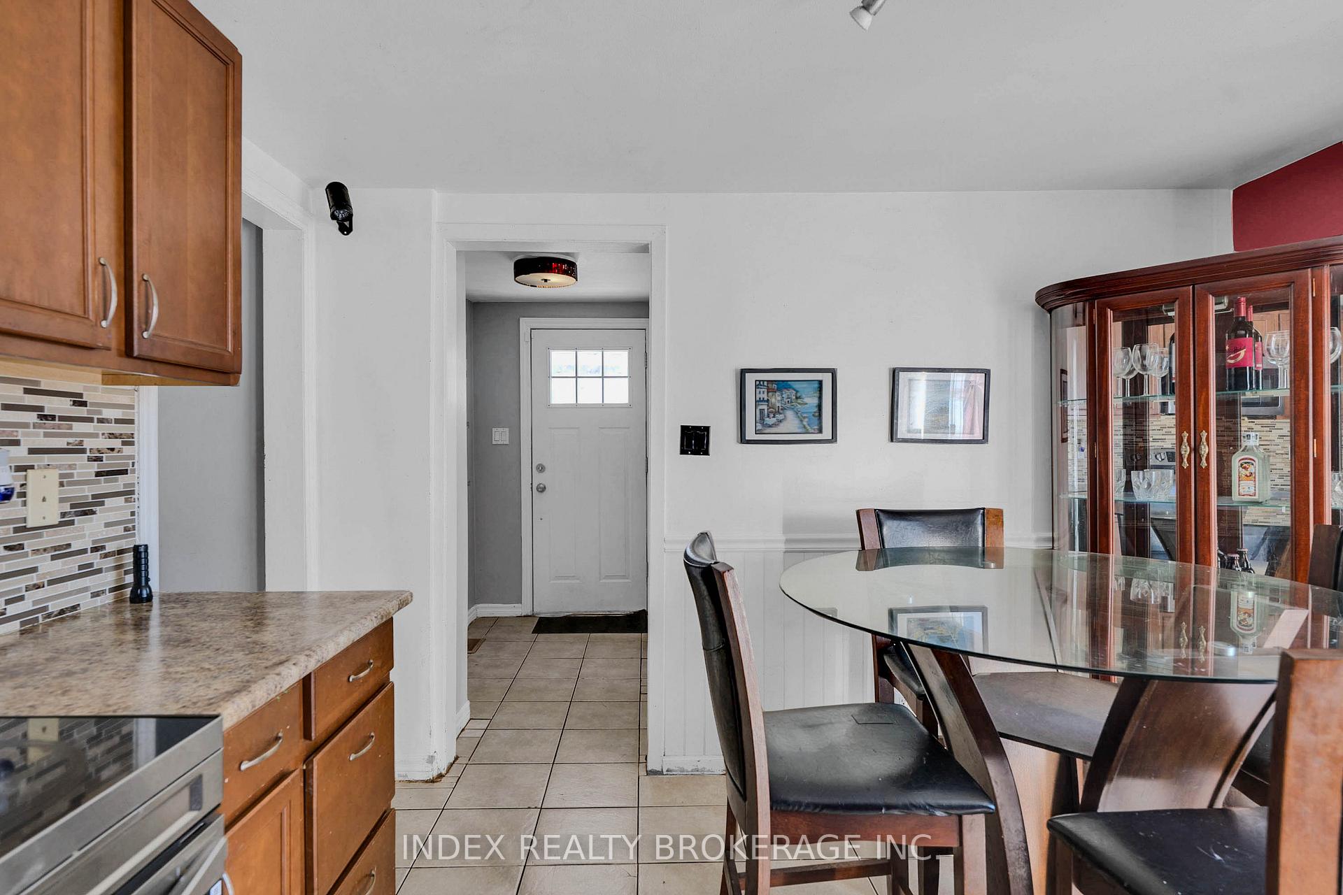 Photo 10 of 86 Gibbons Street, Oshawa, McLaughlin — HOMEH