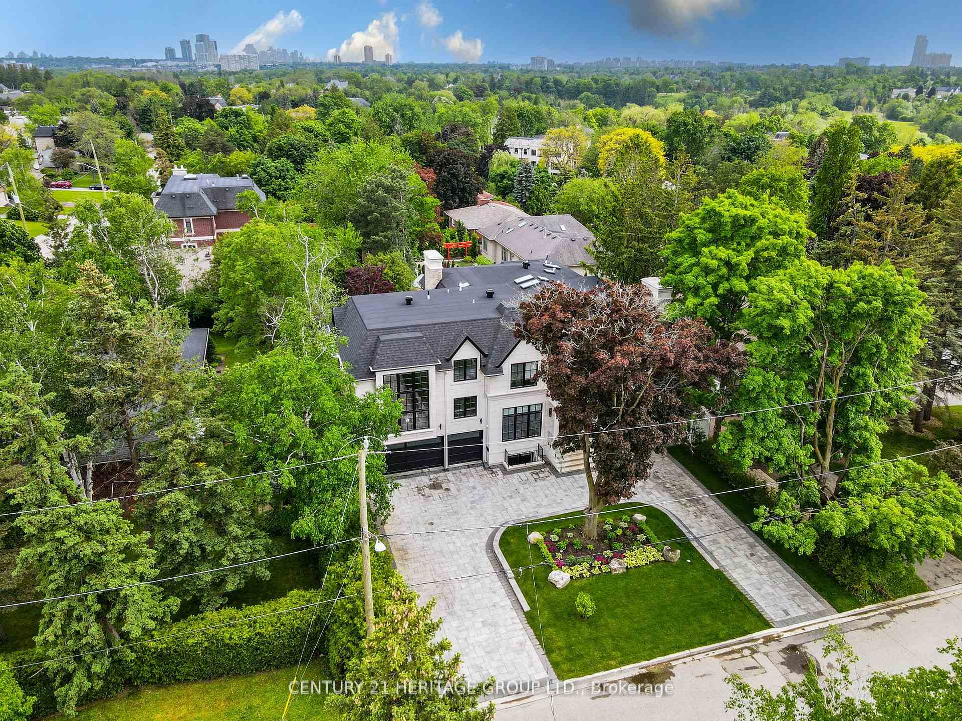 Photo 4 of 3 Idleswift Drive, Vaughan, Uplands — HOMEH
