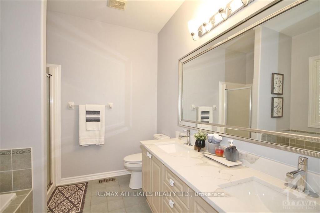 Photo 13 of 4065 Canyon Walk Drive, Ottawa, Riverside South/Gloucester Glen — HOMEH