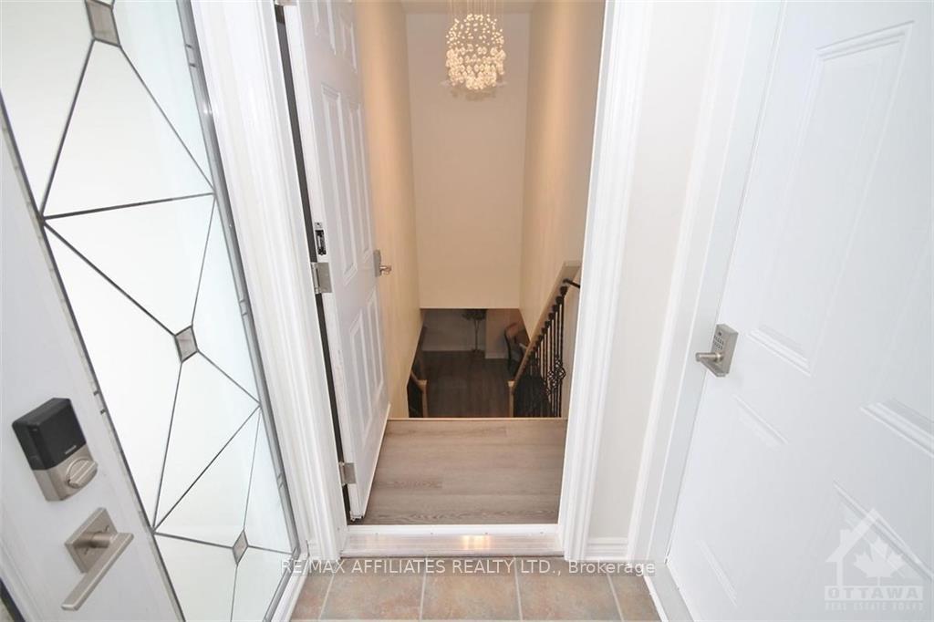 Photo 17 of 4065 Canyon Walk Drive, Ottawa, Riverside South/Gloucester Glen — HOMEH
