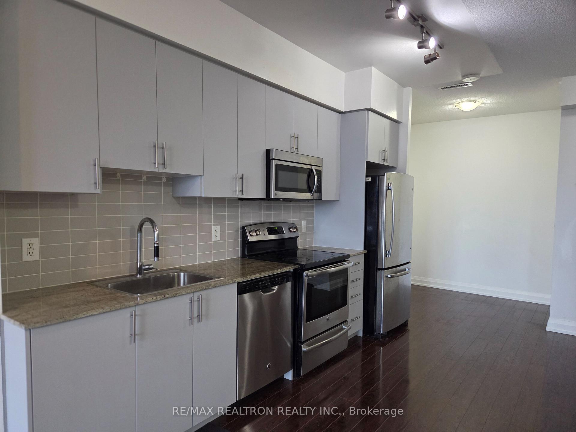Photo 10 of Unit 523, 7161 Yonge Street, Markham, Grandview — HOMEH
