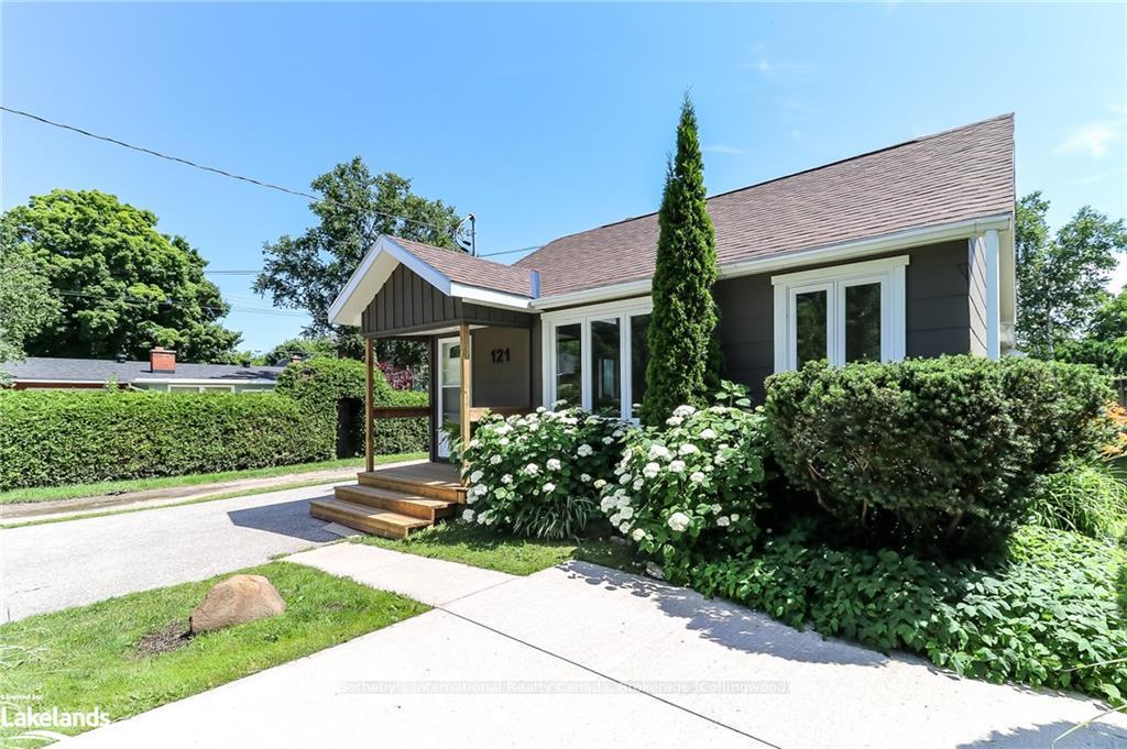 Photo 3 of 121 Birch Street, Collingwood — HOMEH
