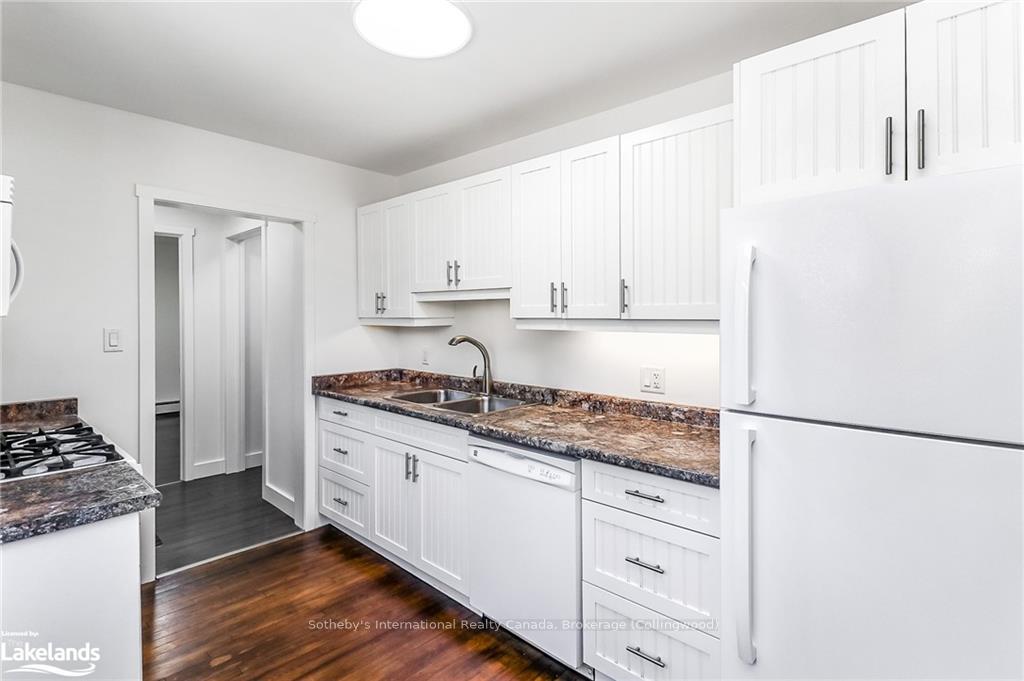 Photo 17 of 121 Birch Street, Collingwood — HOMEH