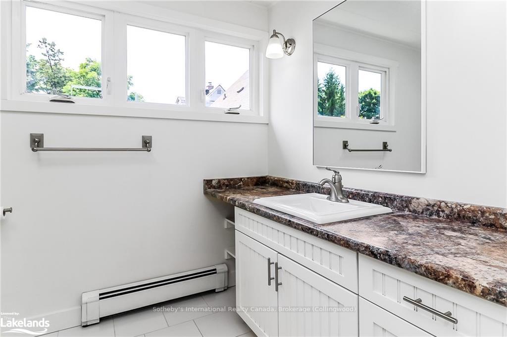 Photo 21 of 121 Birch Street, Collingwood — HOMEH