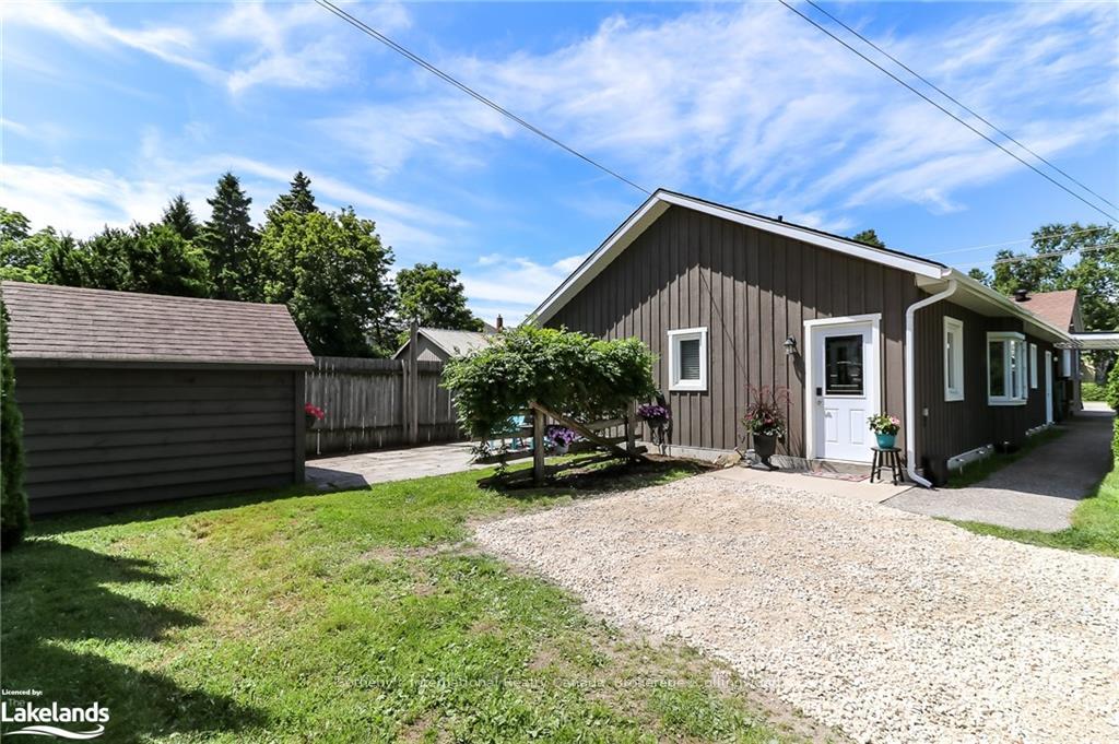 Photo 27 of 121 Birch Street, Collingwood — HOMEH