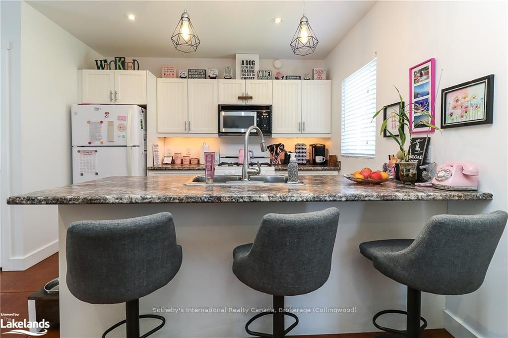 Photo 31 of 121 Birch Street, Collingwood — HOMEH