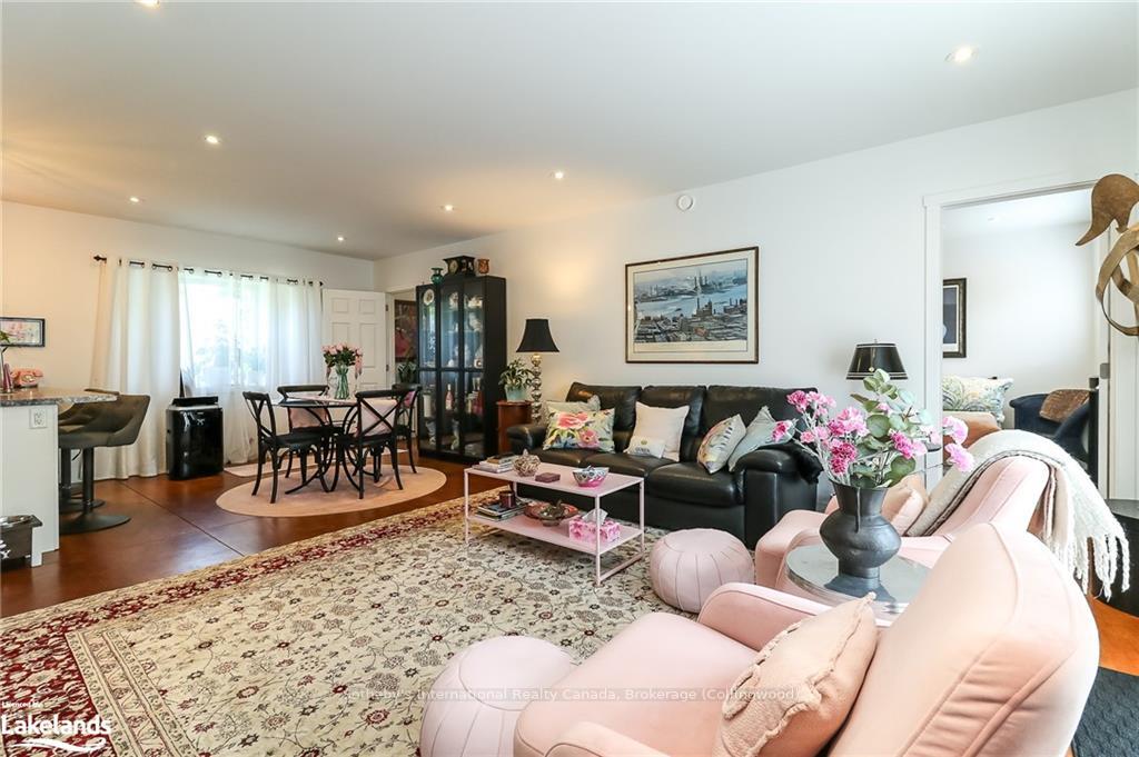 Photo 37 of 121 Birch Street, Collingwood — HOMEH