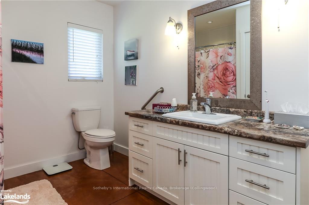 Photo 41 of 121 Birch Street, Collingwood — HOMEH