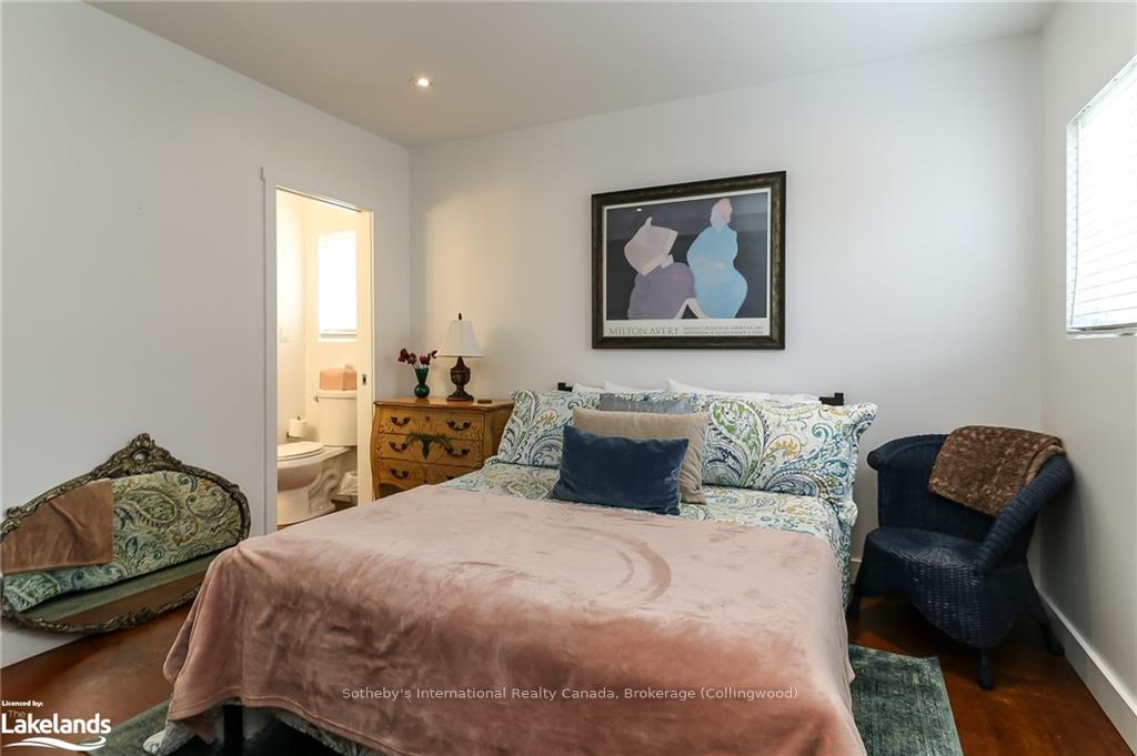 Photo 43 of 121 Birch Street, Collingwood — HOMEH
