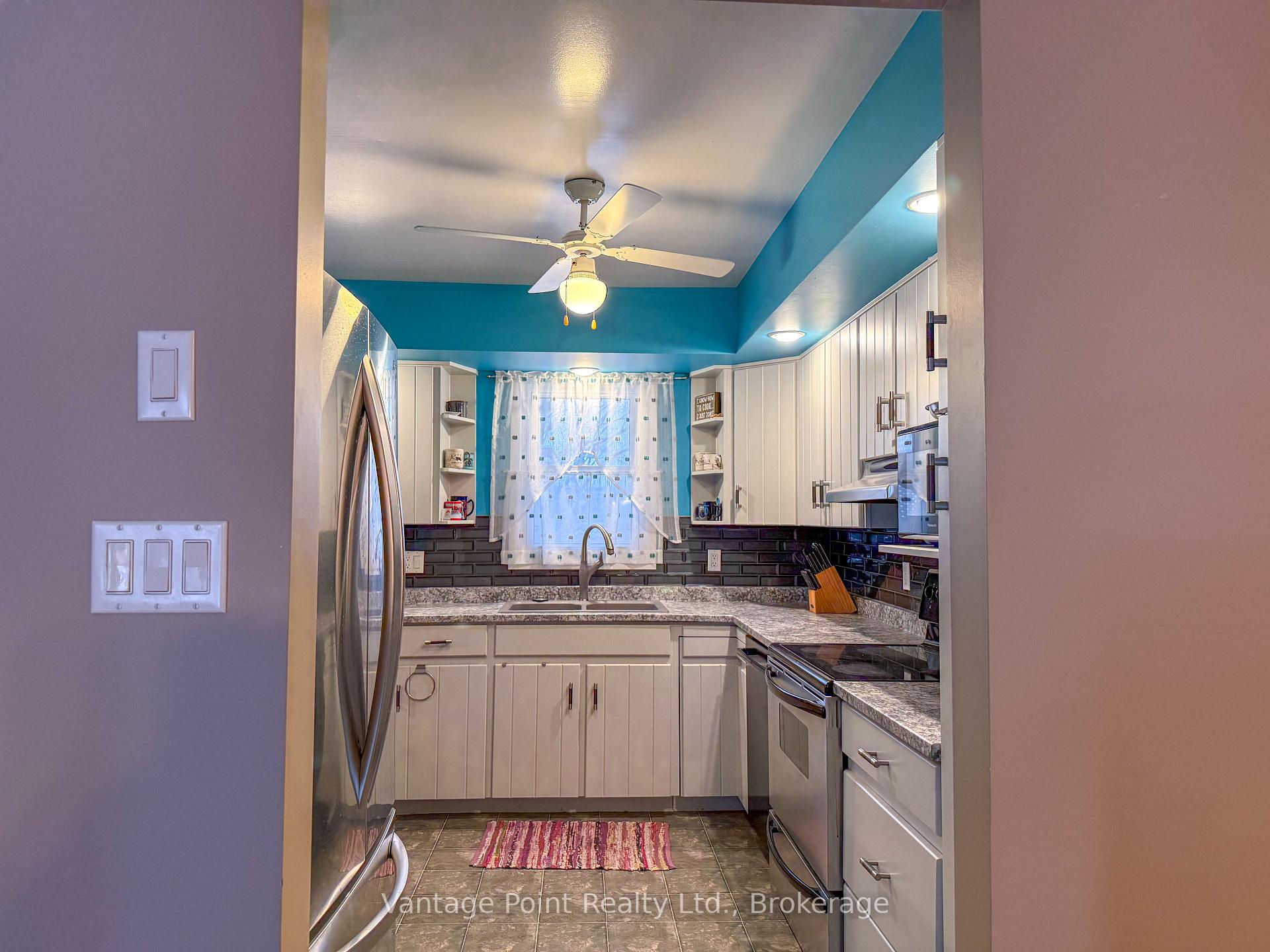 Photo 8 of 154 15th Ave Close, Hanover — HOMEH