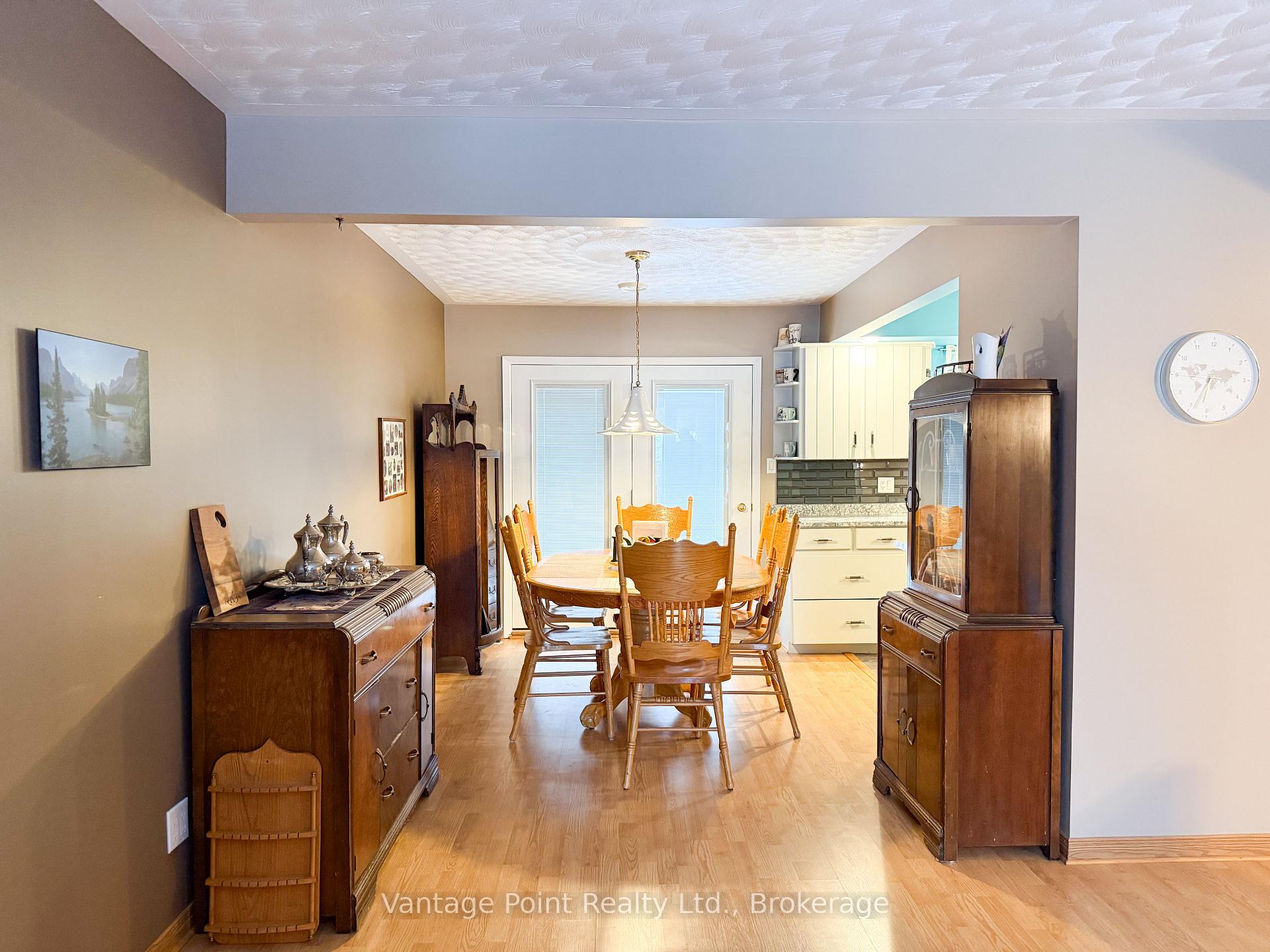 Photo 11 of 154 15th Ave Close, Hanover — HOMEH