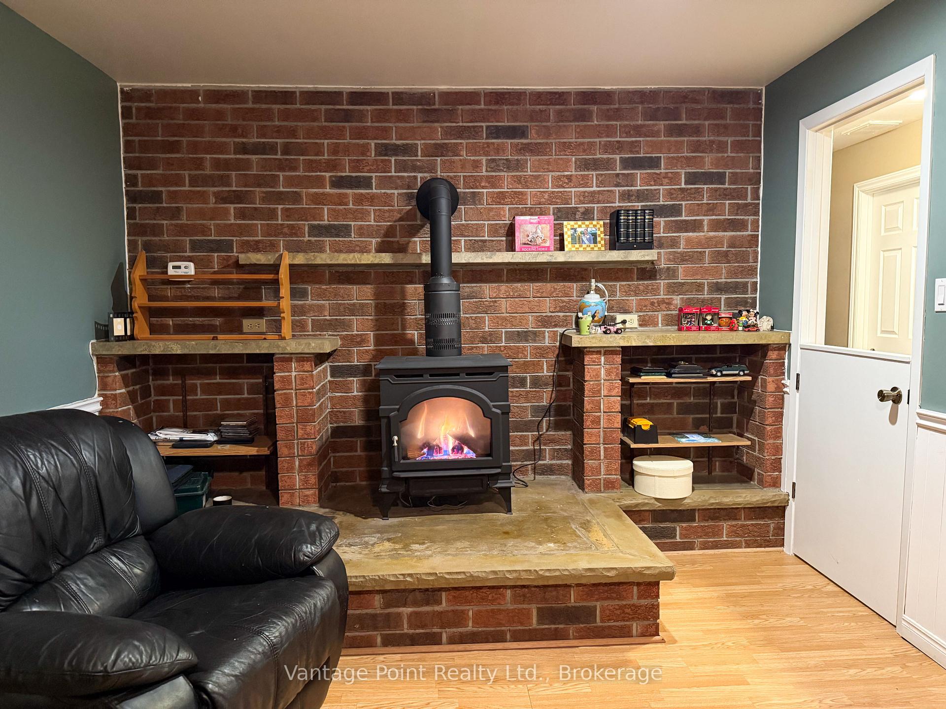 Photo 22 of 154 15th Ave Close, Hanover — HOMEH