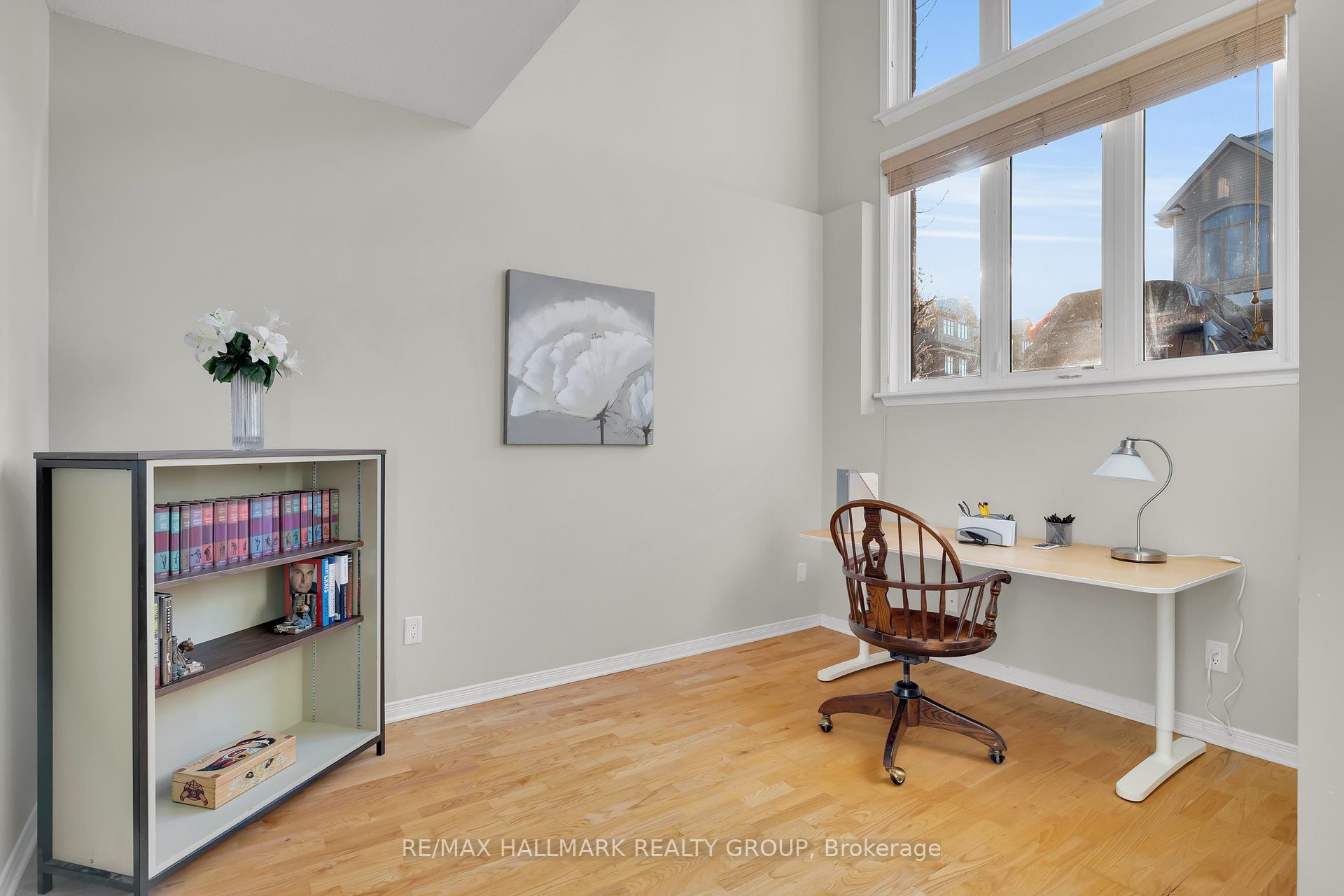 Photo 28 of Unit 4, 577 Reardon Private, Ottawa, Heron Gate/Industrial Park — HOMEH