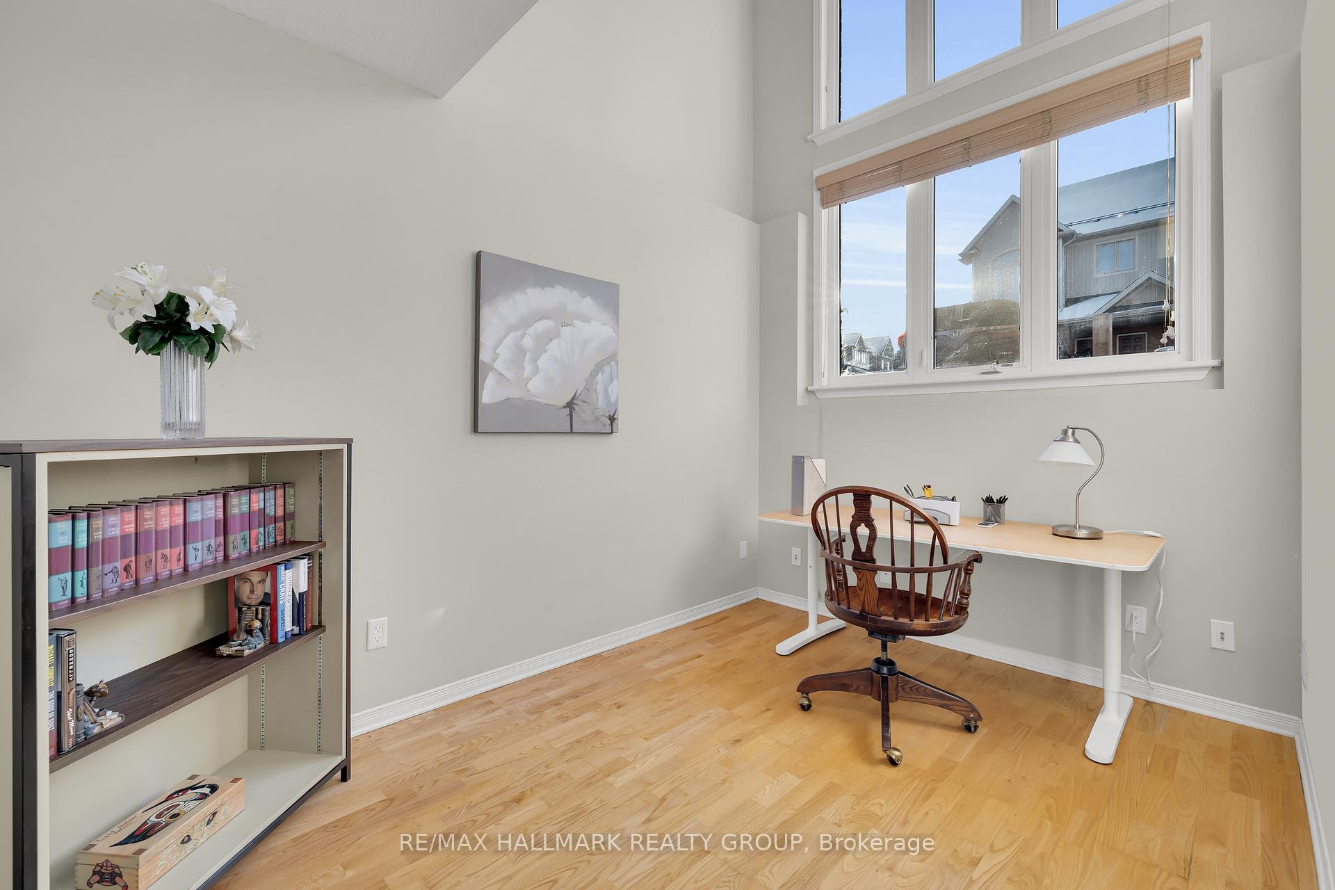 Photo 29 of Unit 4, 577 Reardon Private, Ottawa, Heron Gate/Industrial Park — HOMEH