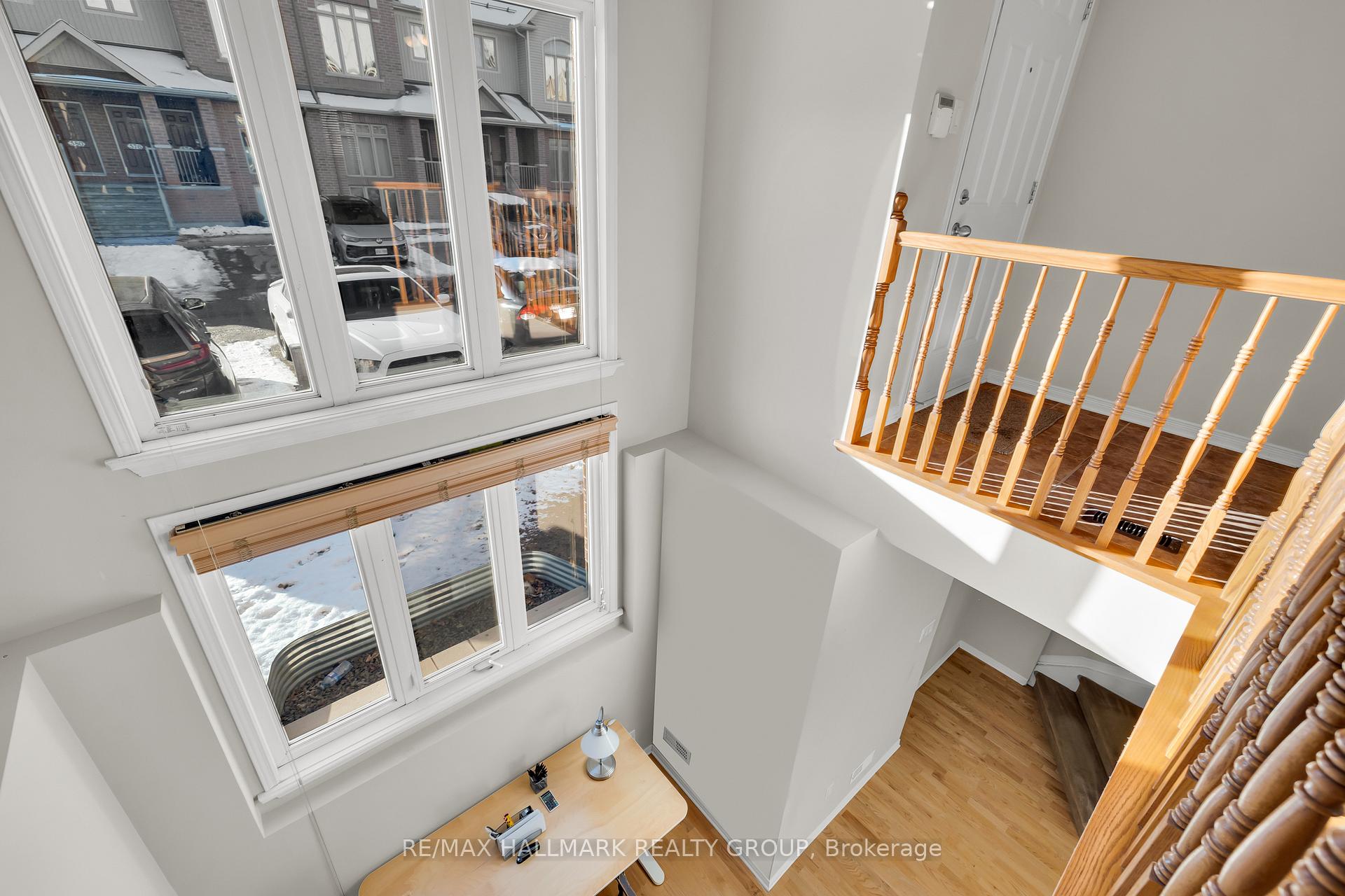 Photo 33 of Unit 4, 577 Reardon Private, Ottawa, Heron Gate/Industrial Park — HOMEH