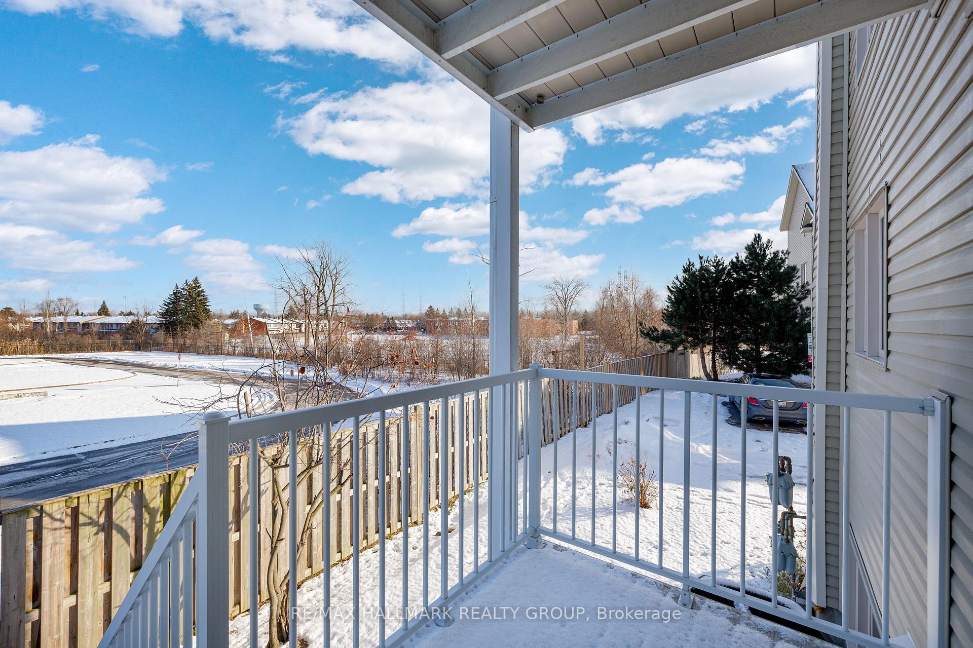 Photo 45 of Unit 4, 577 Reardon Private, Ottawa, Heron Gate/Industrial Park — HOMEH
